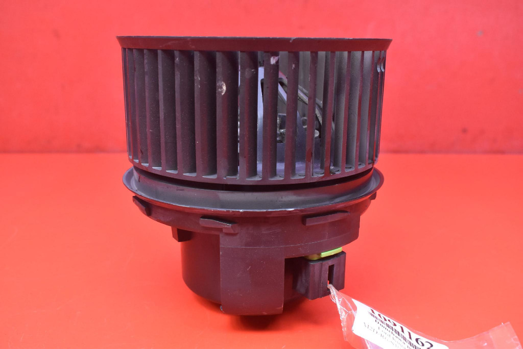 DMUCHAWA Lüfter des lüfters EU 4V6N-18456-AA FORD KUGA MK2 13-20
