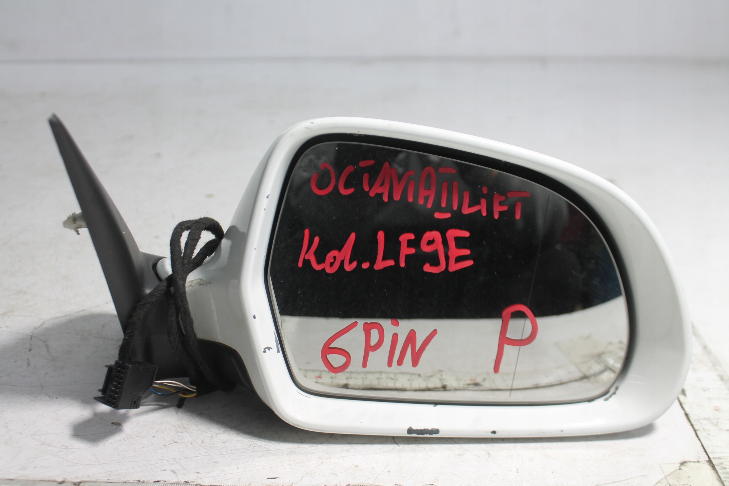 mirror right 6PIN OCTAVIA II LIFT LF9E 08-13