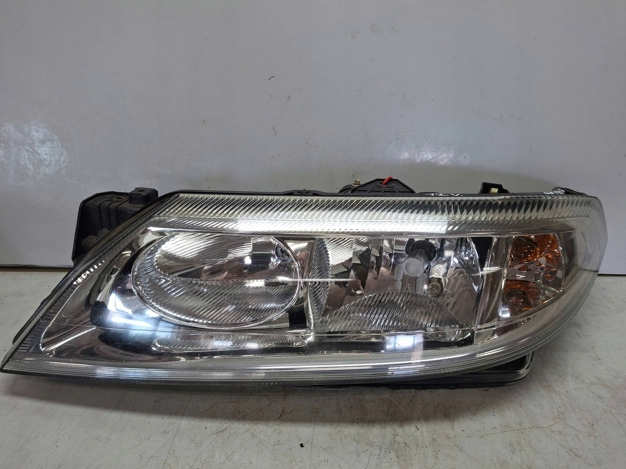 light front left 8200002845 RENAULT LAGUNA II 2001