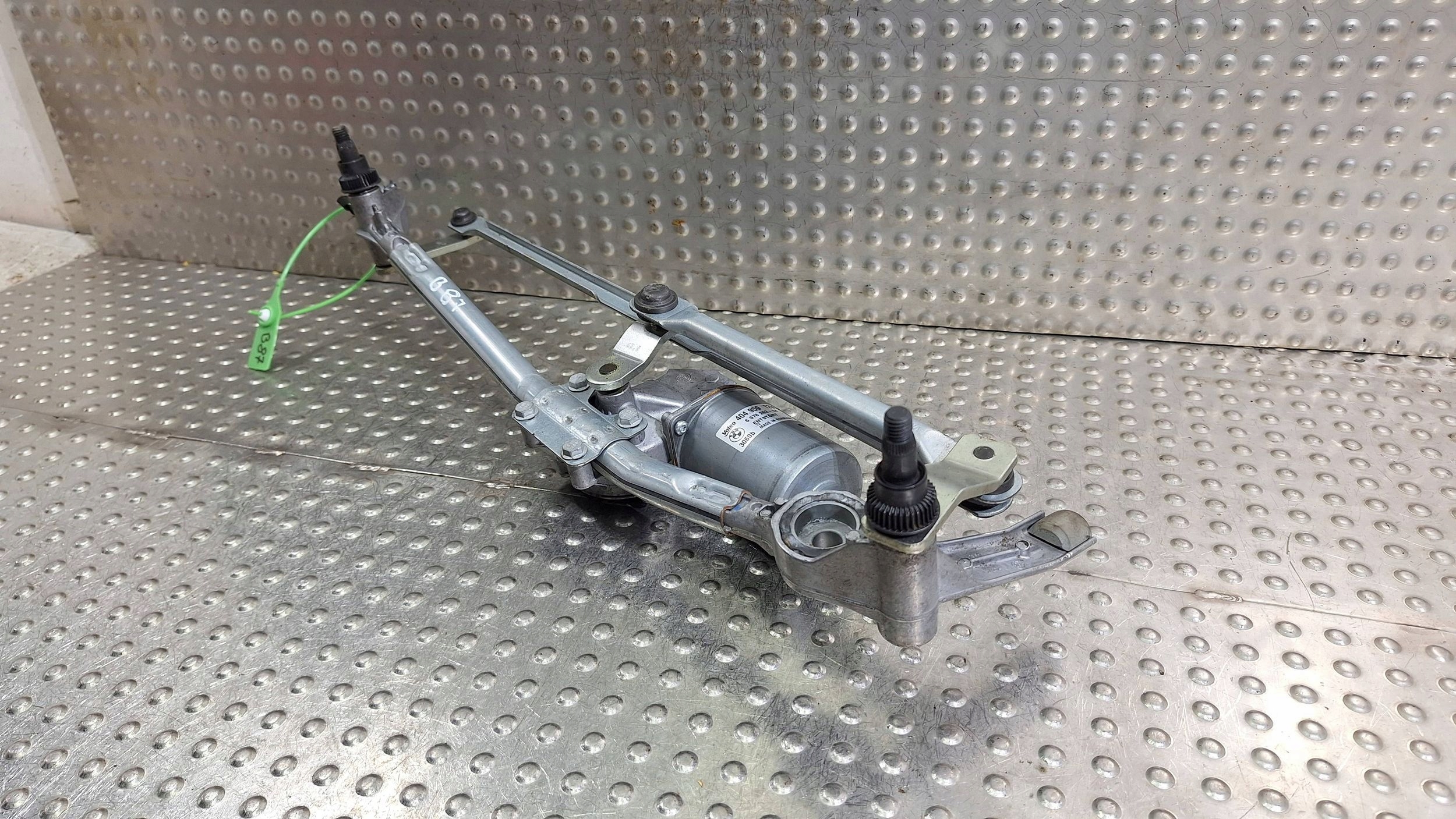 Gestänge Motor Wischer vorne 6978263 BMW 3 E90 E91 E92 E93 EUROPA