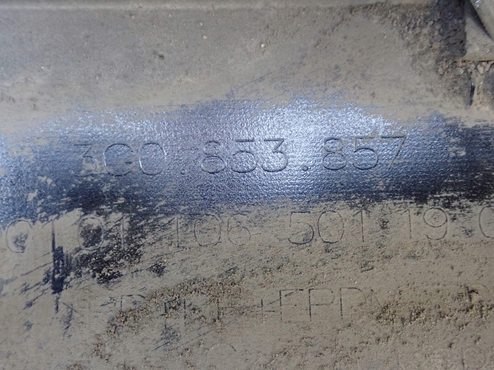 moulding threshold threshold left VW PASSAT B8 3G0853857