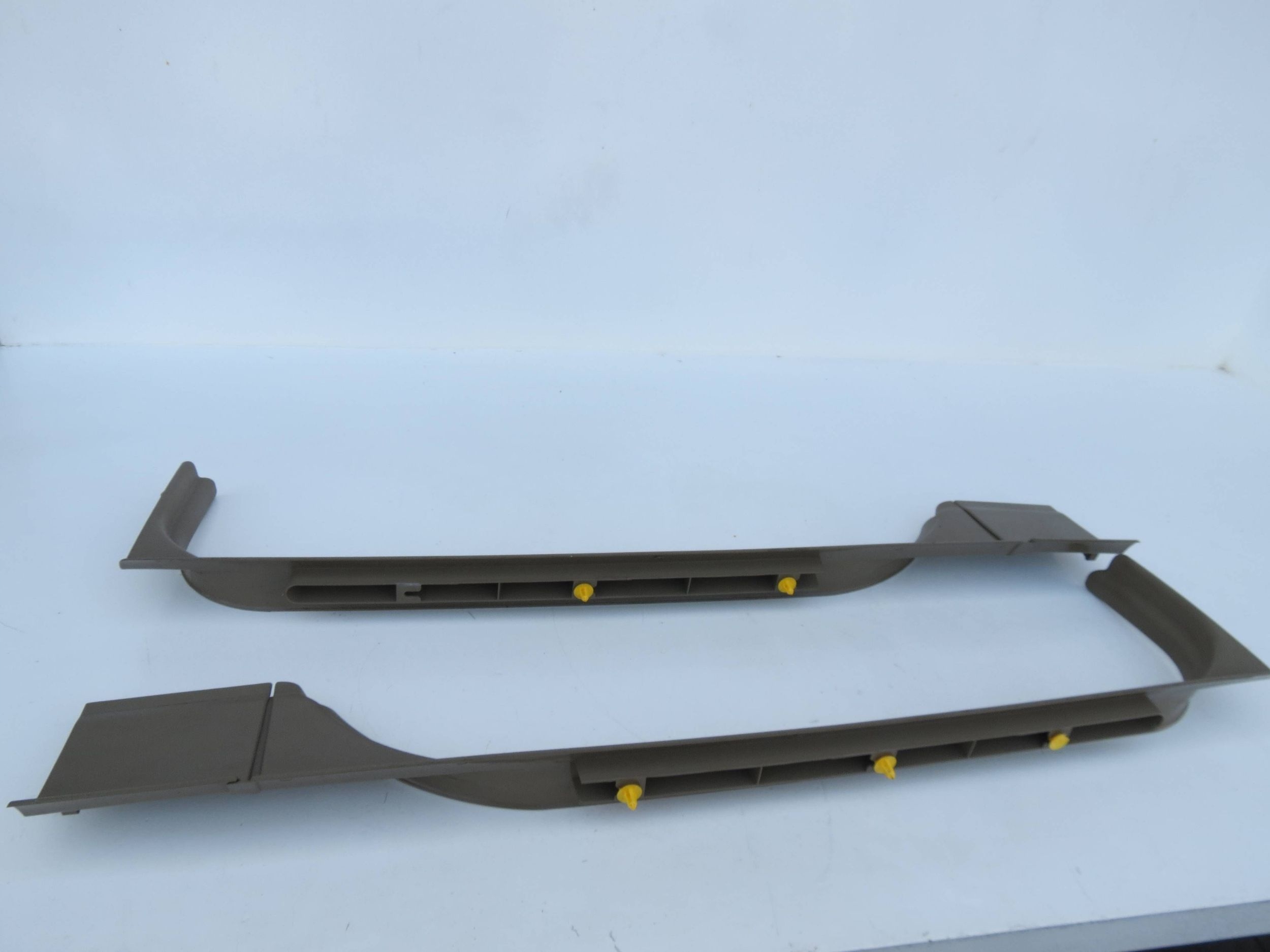 cap cover of the threshold left VOLVO XC90 4.4 V8