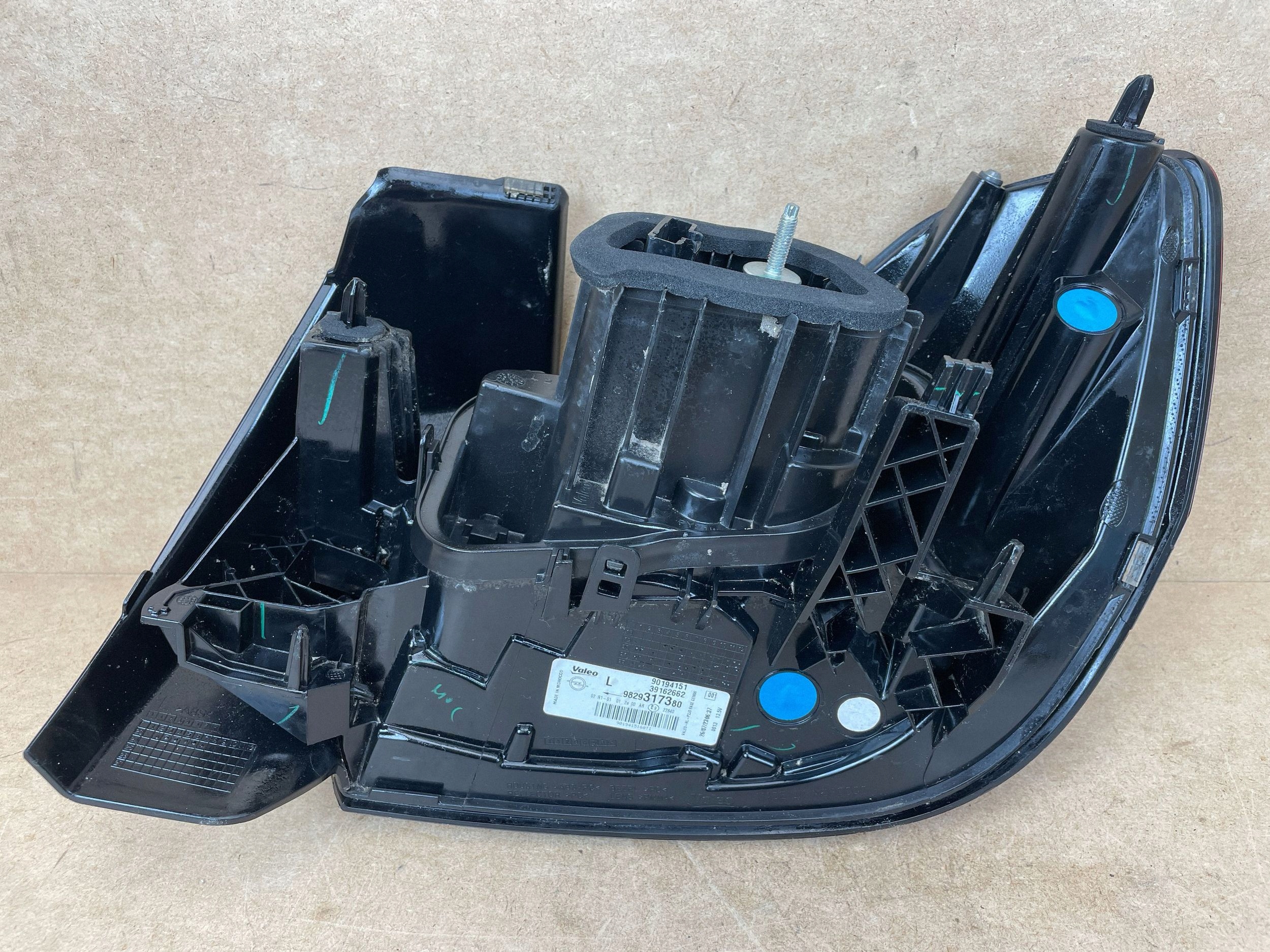 light rear left exterior light rear part rear of the rear left left OPEL CORSA
