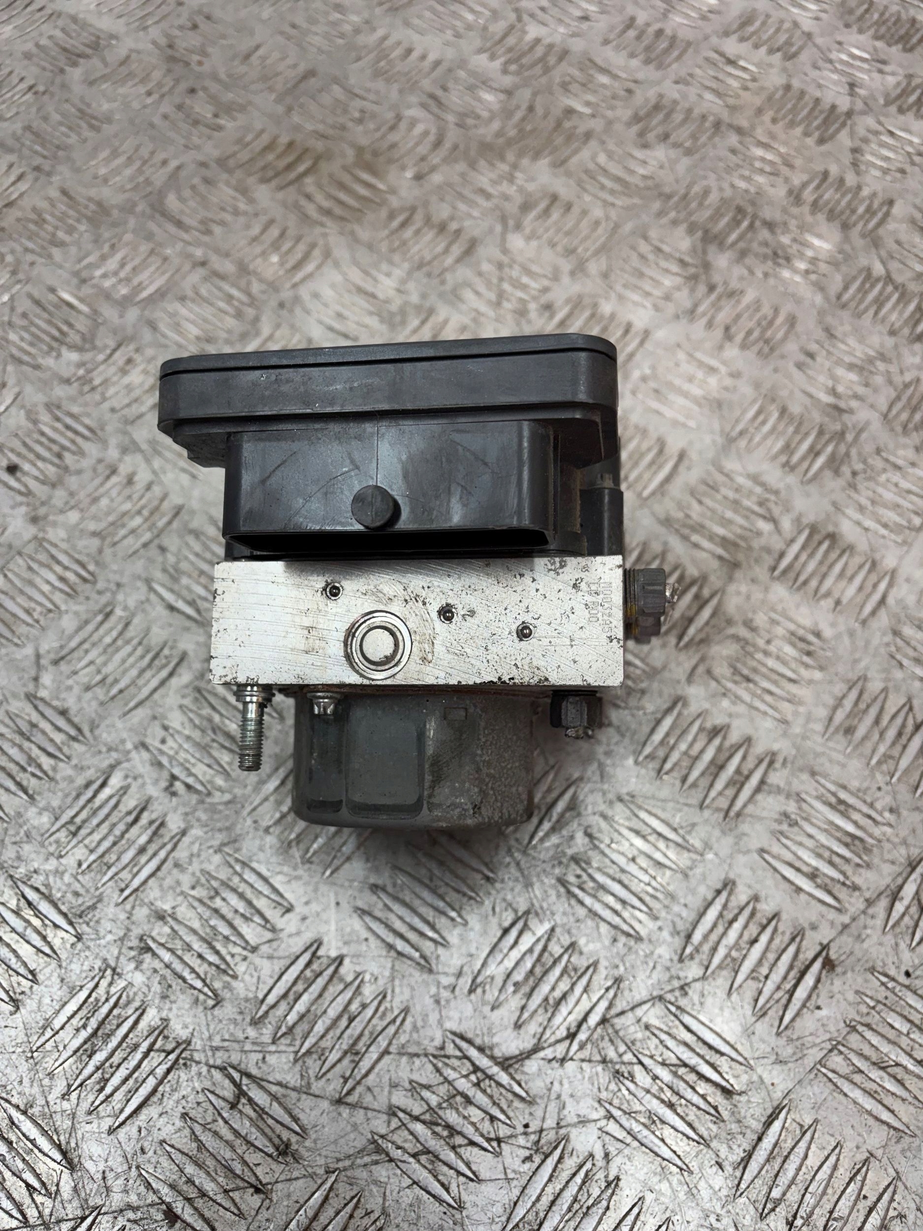 Pompa ABS DACIA LOGAN II 2 476608644R