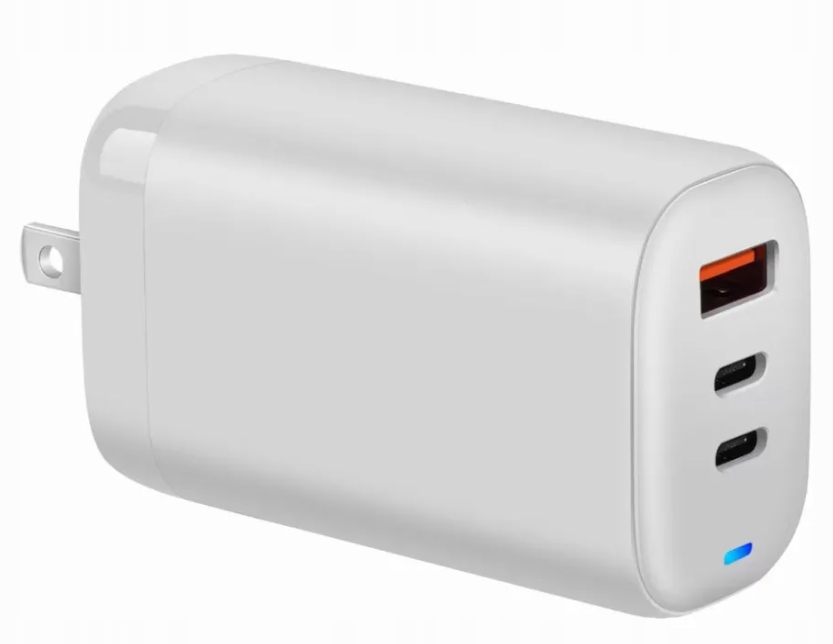Ładowarka Acer 65W-19V z 3 portami i technologią GaN