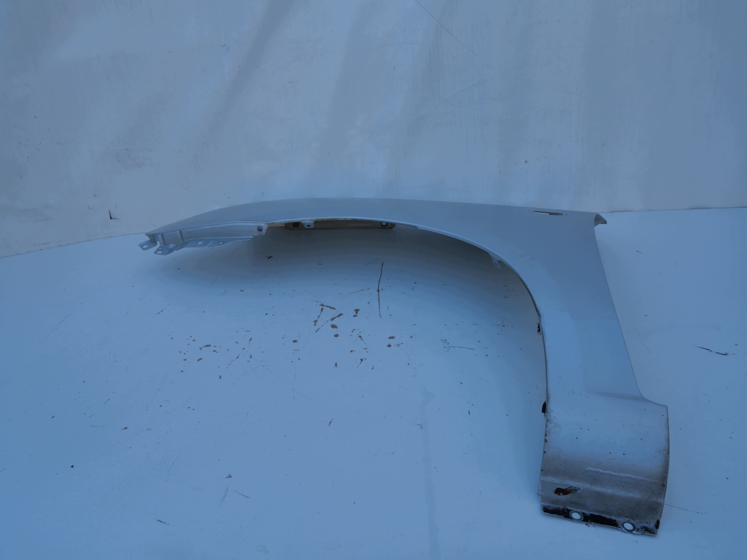 KIA CARENS III fender left front front