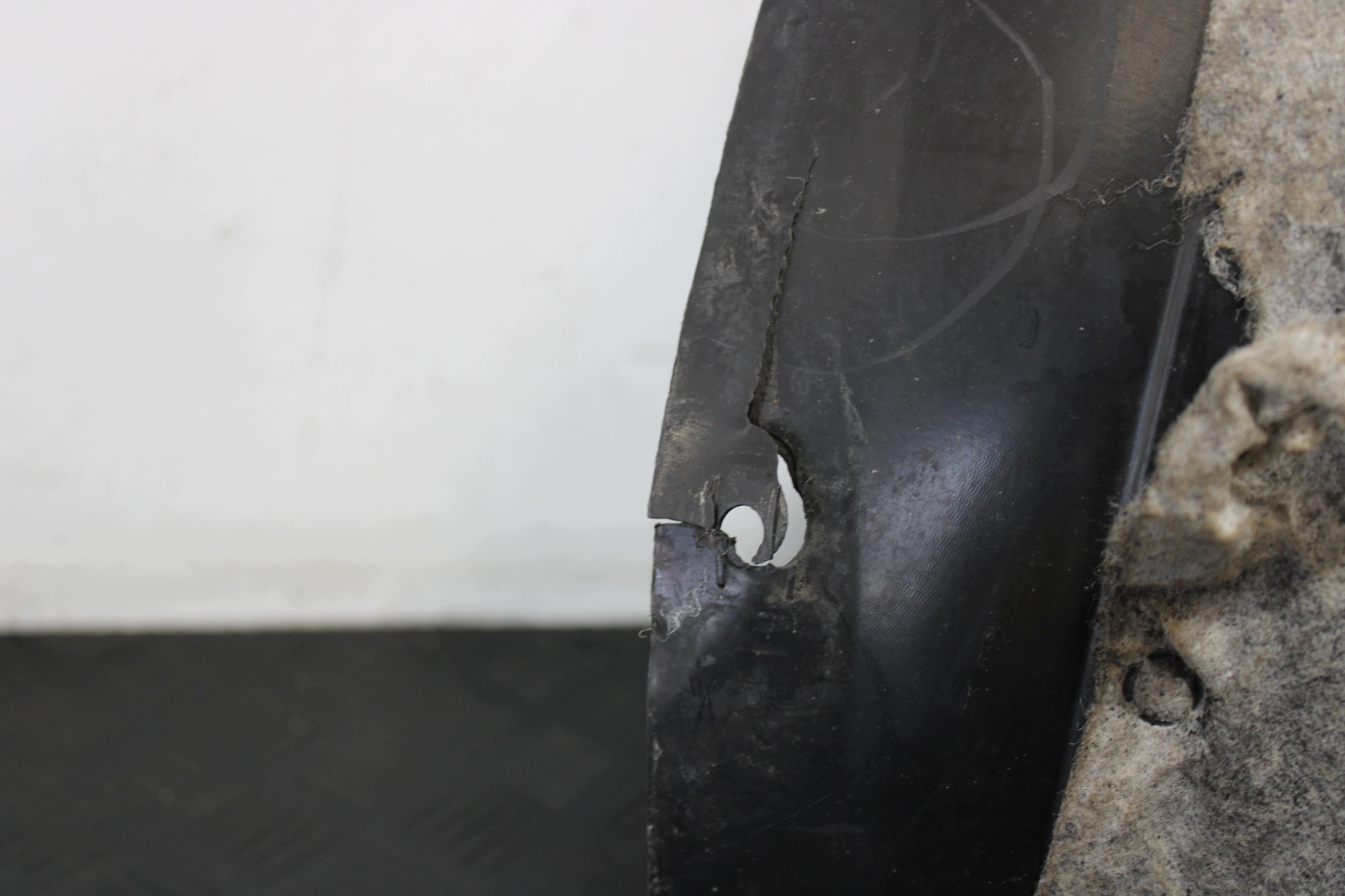 mudguard left front 86813-D7500 HYUNDAI TUCSON III 3 LIFT