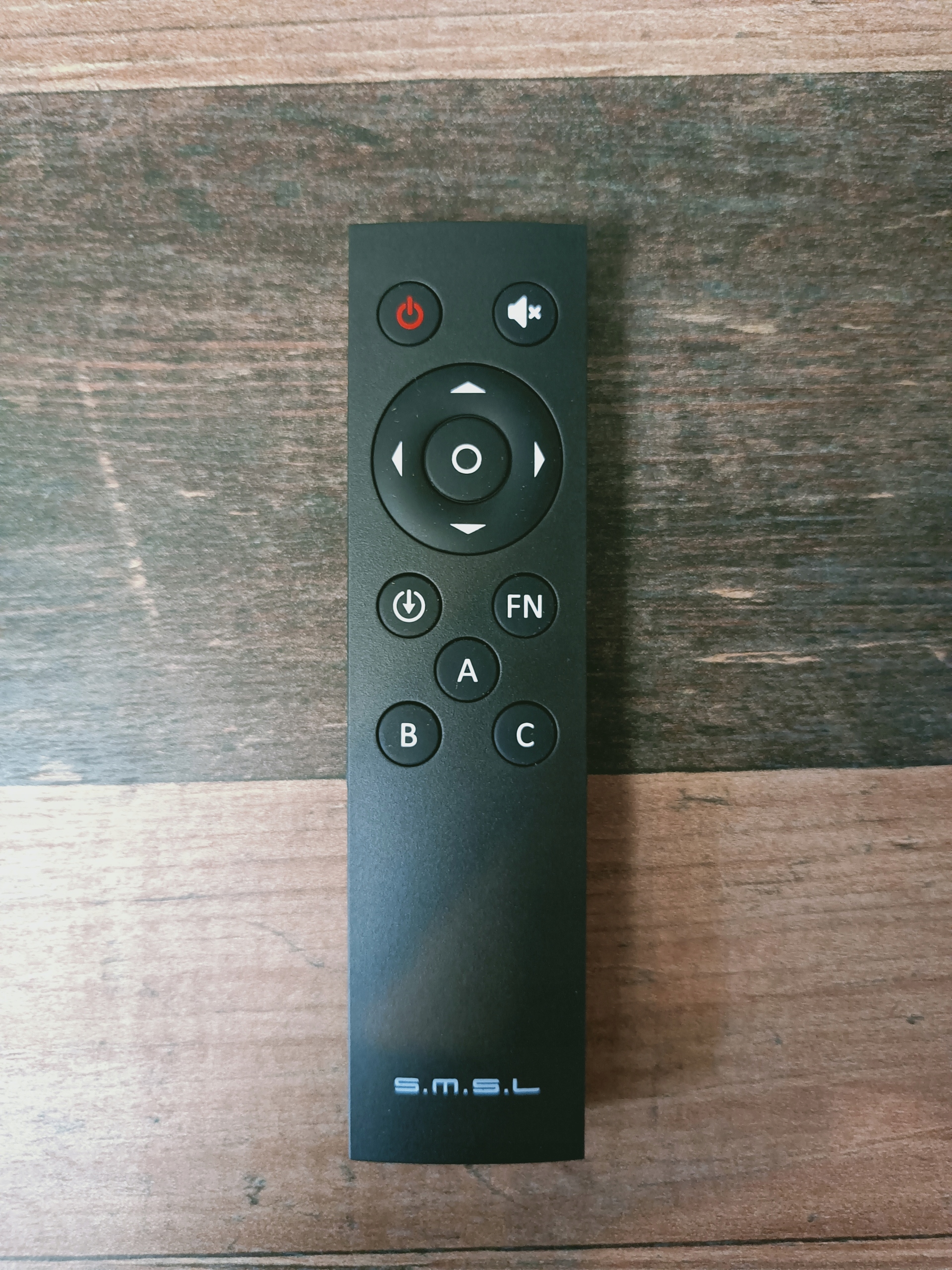 Nowy Pilot Do Urządzeń SMSL