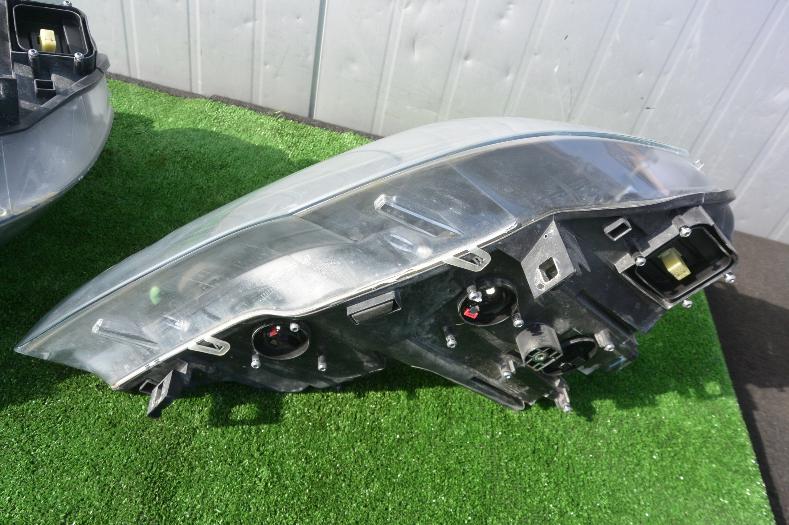 BMW X5 E70 LCI LIFT 2010- DYNAMIC light BI-XENON positioning left right USA
