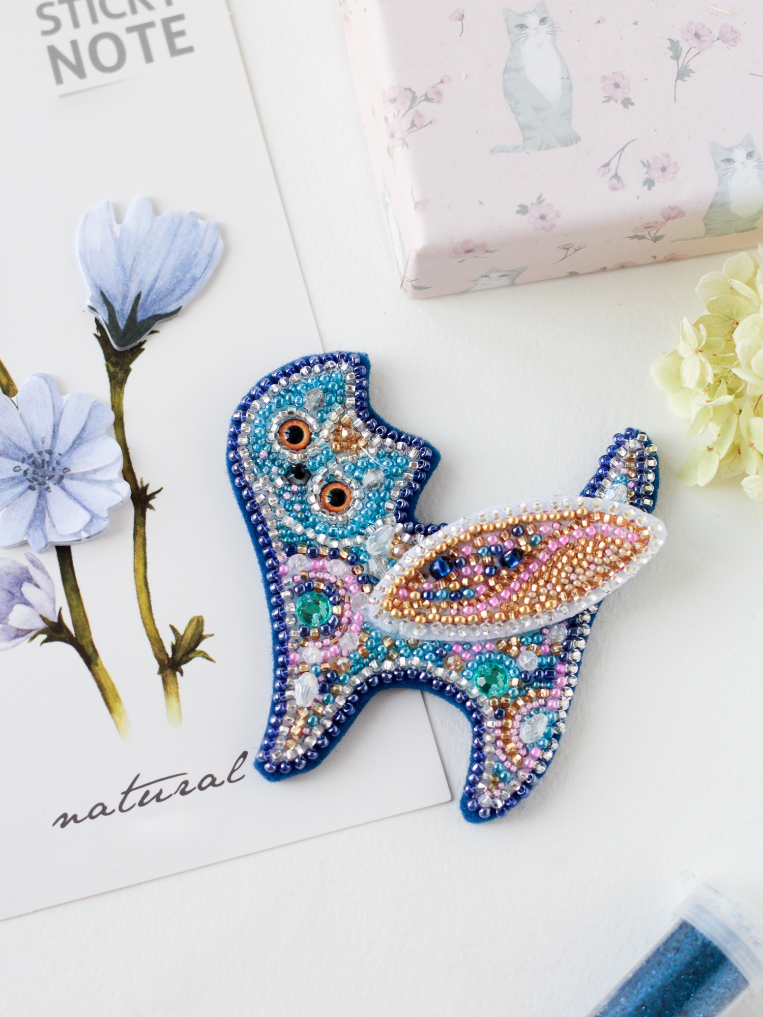 Vyšívací sada na šperky "Fairy cat" Diy brož