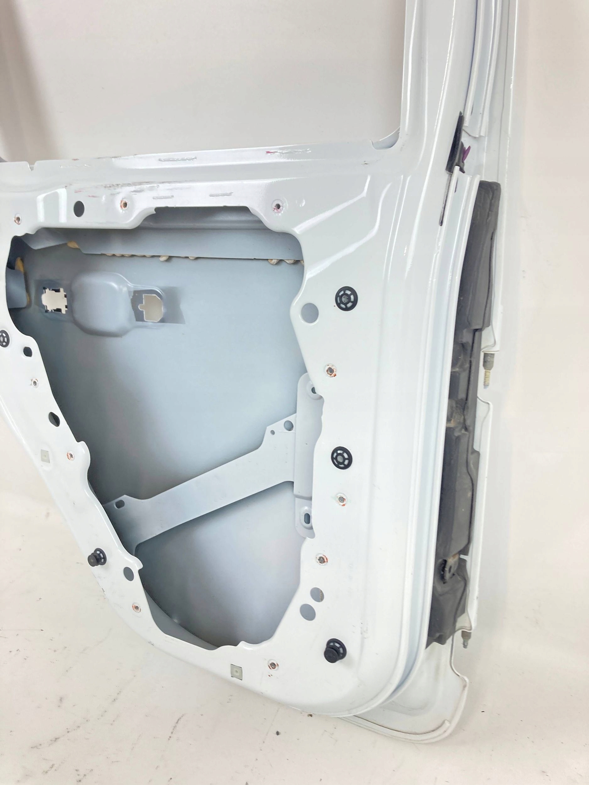 Jeep Wrangler JL door left rear. rear part 2018-26