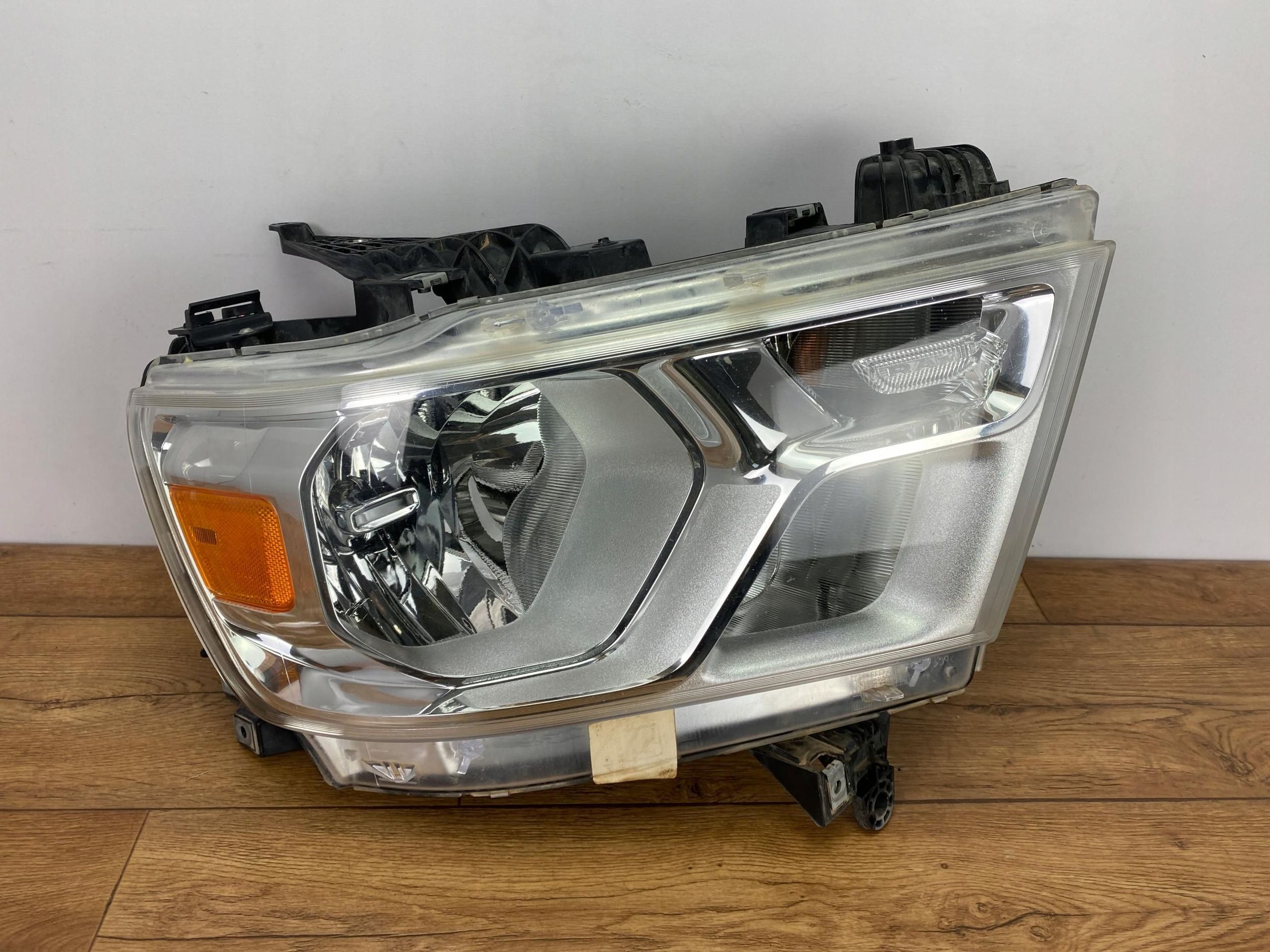 light front right Dodge Ram 1500 2019+ USA