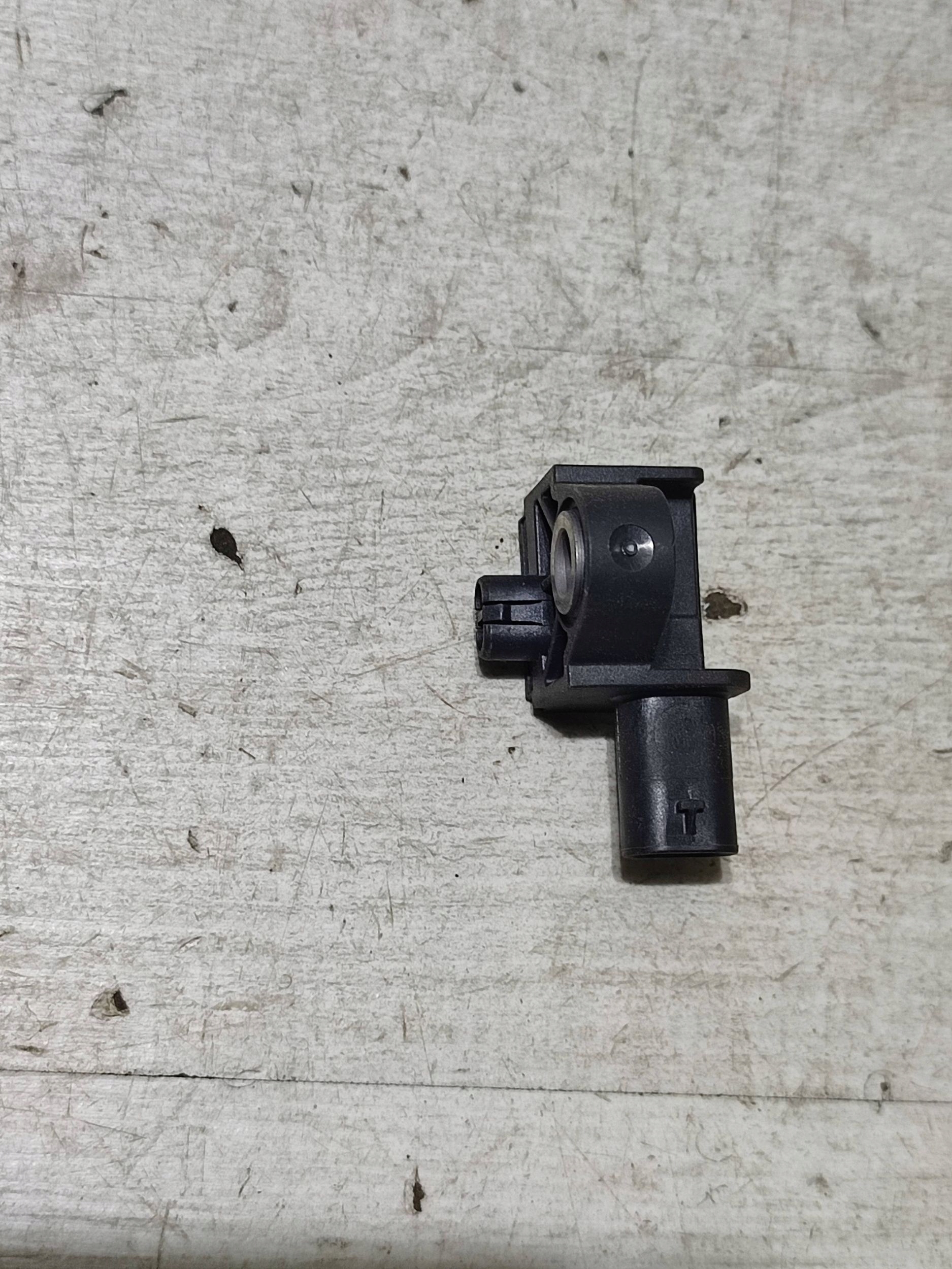 Volkswagen Touran III 20r 5TA Crashsensor Drucksensor