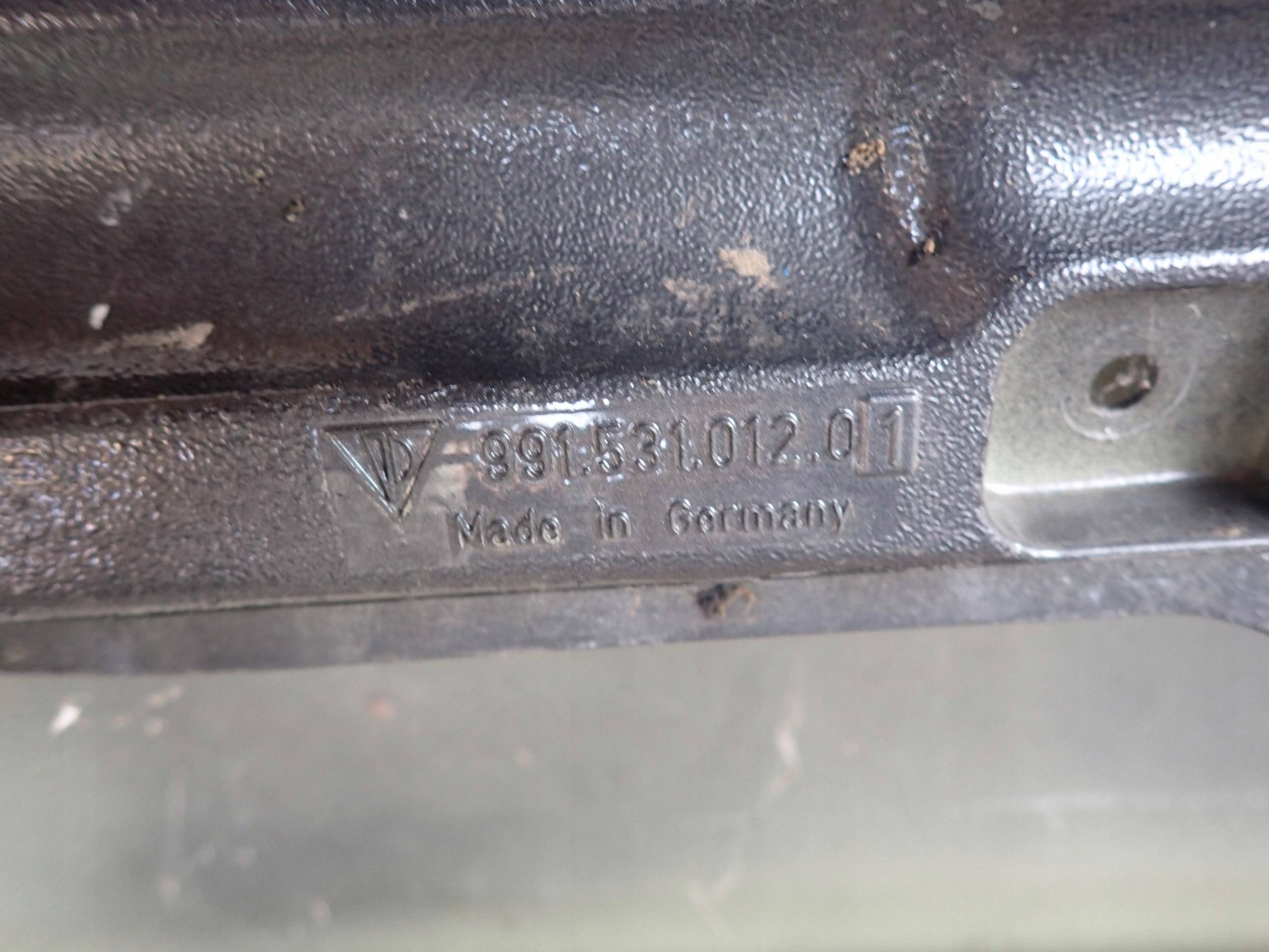 PORSCHE CARRERA 911 991 VII 11- door right front front