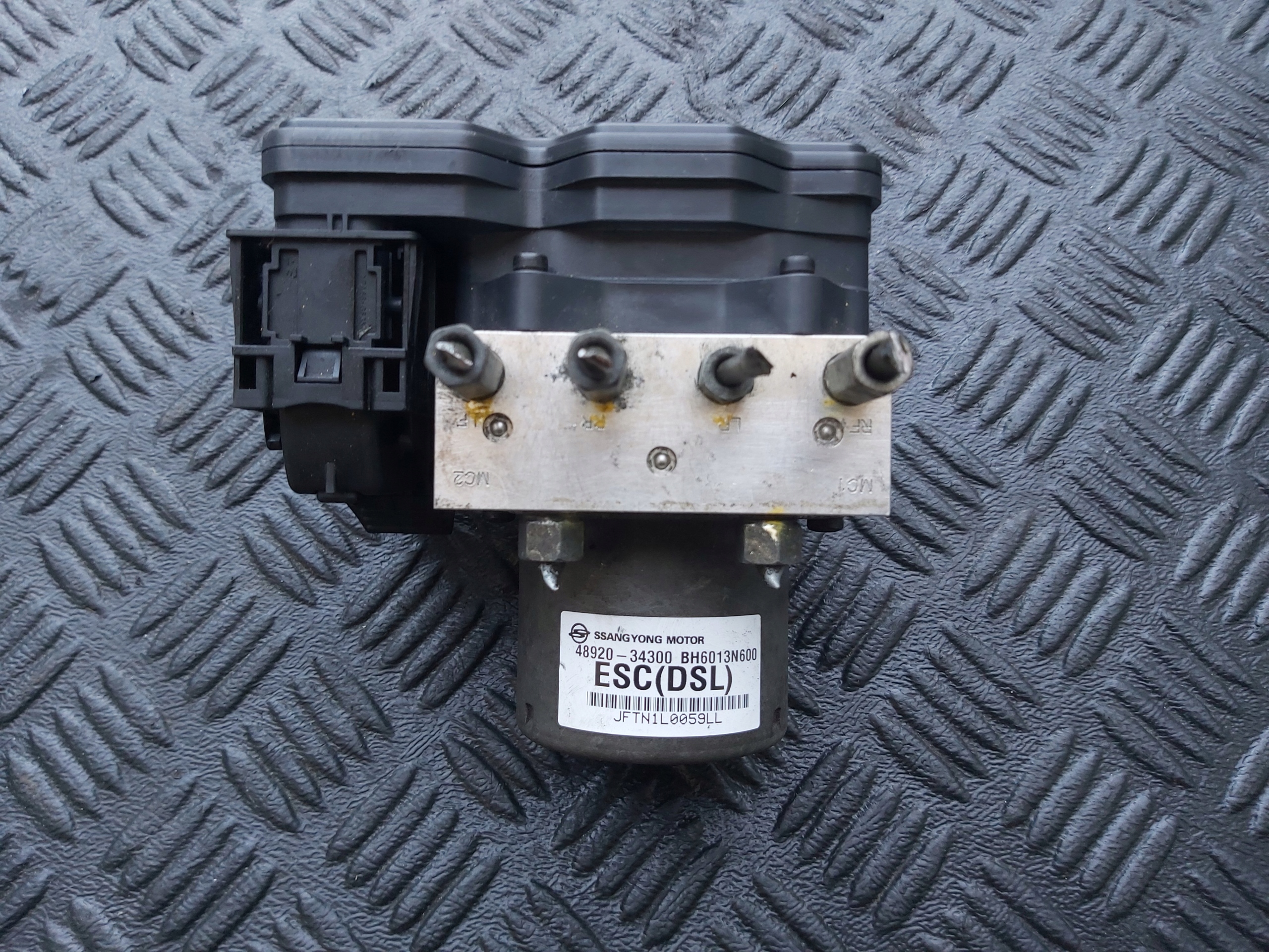 Pompa ABS 48920-34300 KORANDO III 2.0 D E-XDI