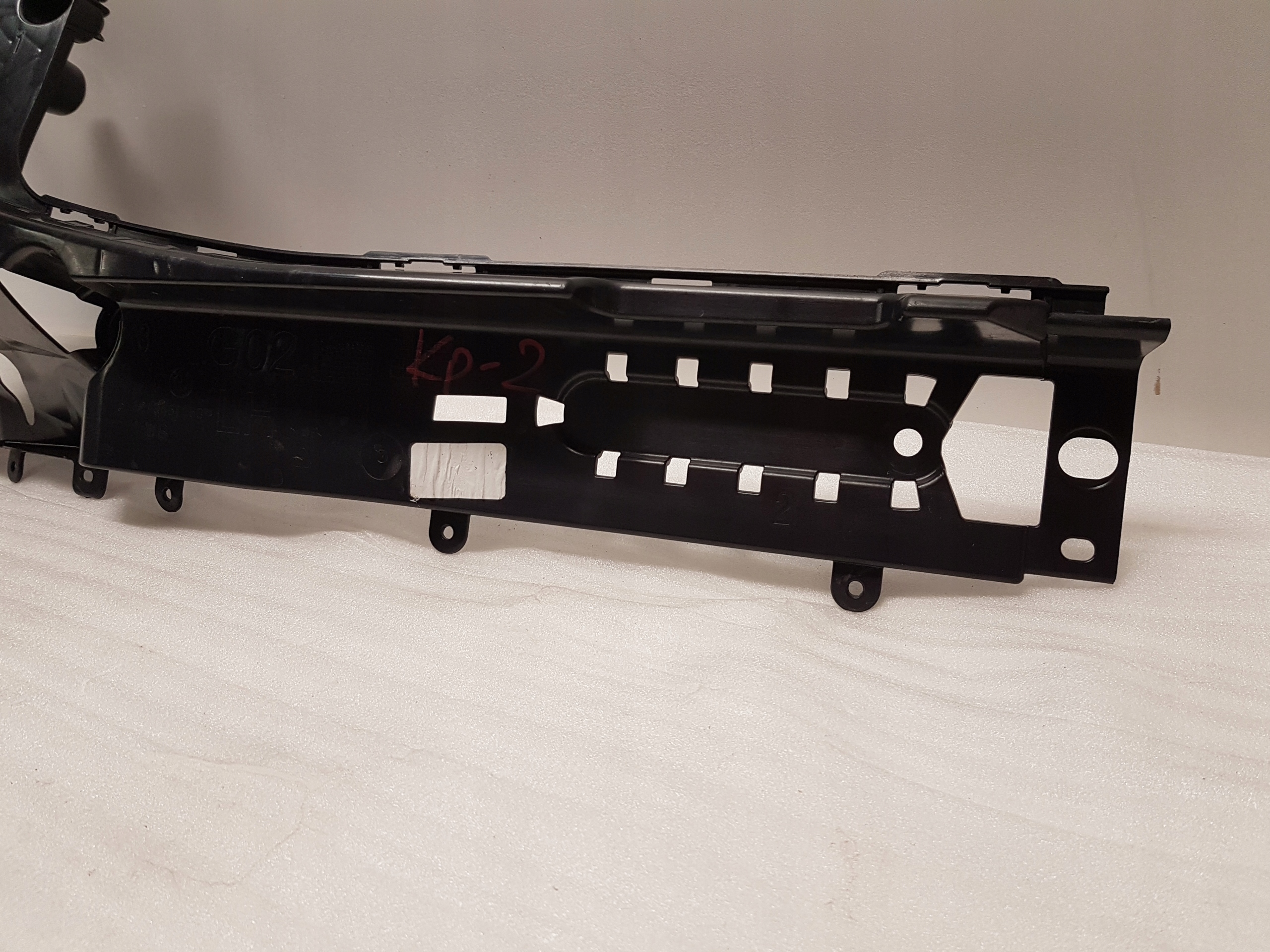 bumper bracket left rear part BMW X4 G02 LCI 9451153