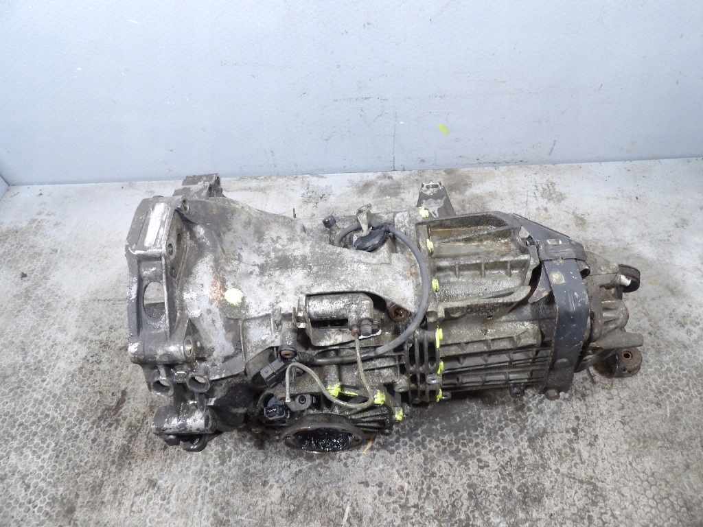 AUDI 100 2.3B CAMBIO manuale ATR