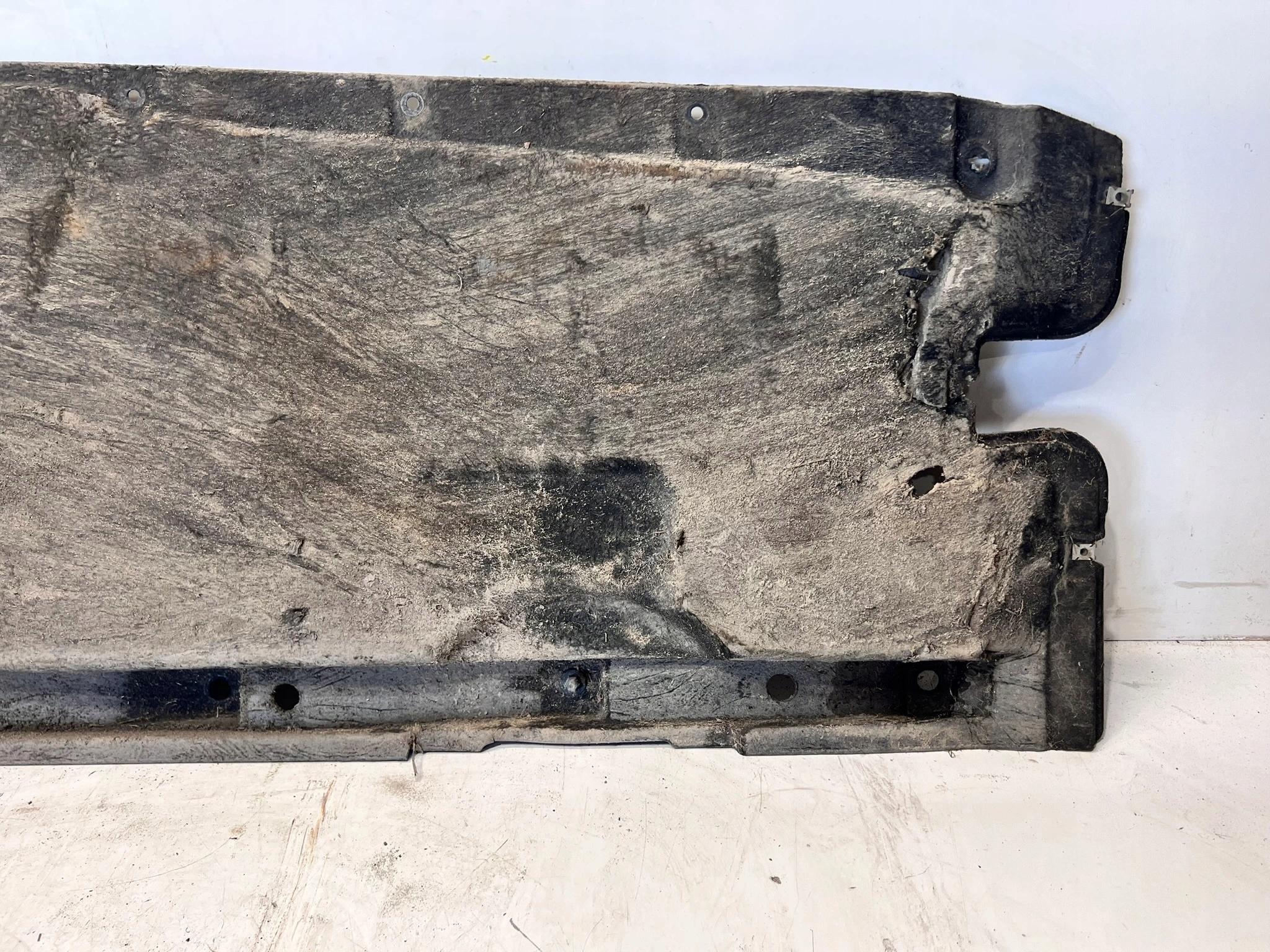 Blende Abdeckung abdeckung Unterfahrschutz links AUDI A6 C8 4K0825207 107/26