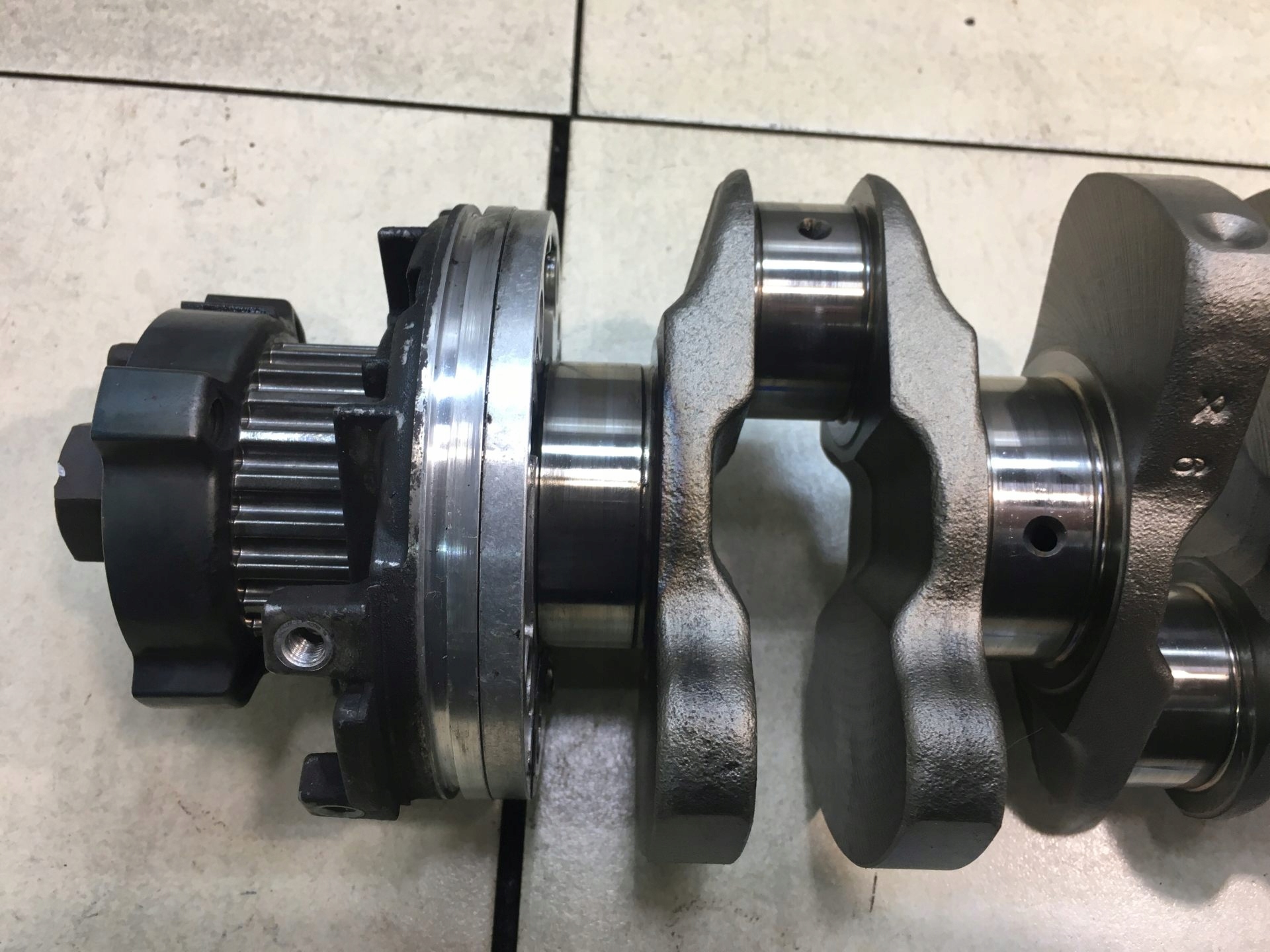 ALBERO MOTORE VOLVO S60 e D5 2.4 1936