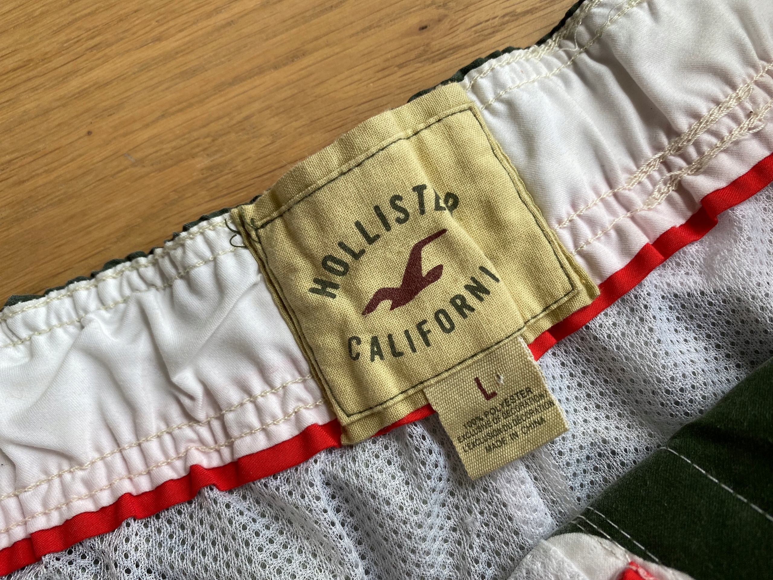 Boardshorty HOLLISTER L / zielono białe / 7450 Rozmiar L