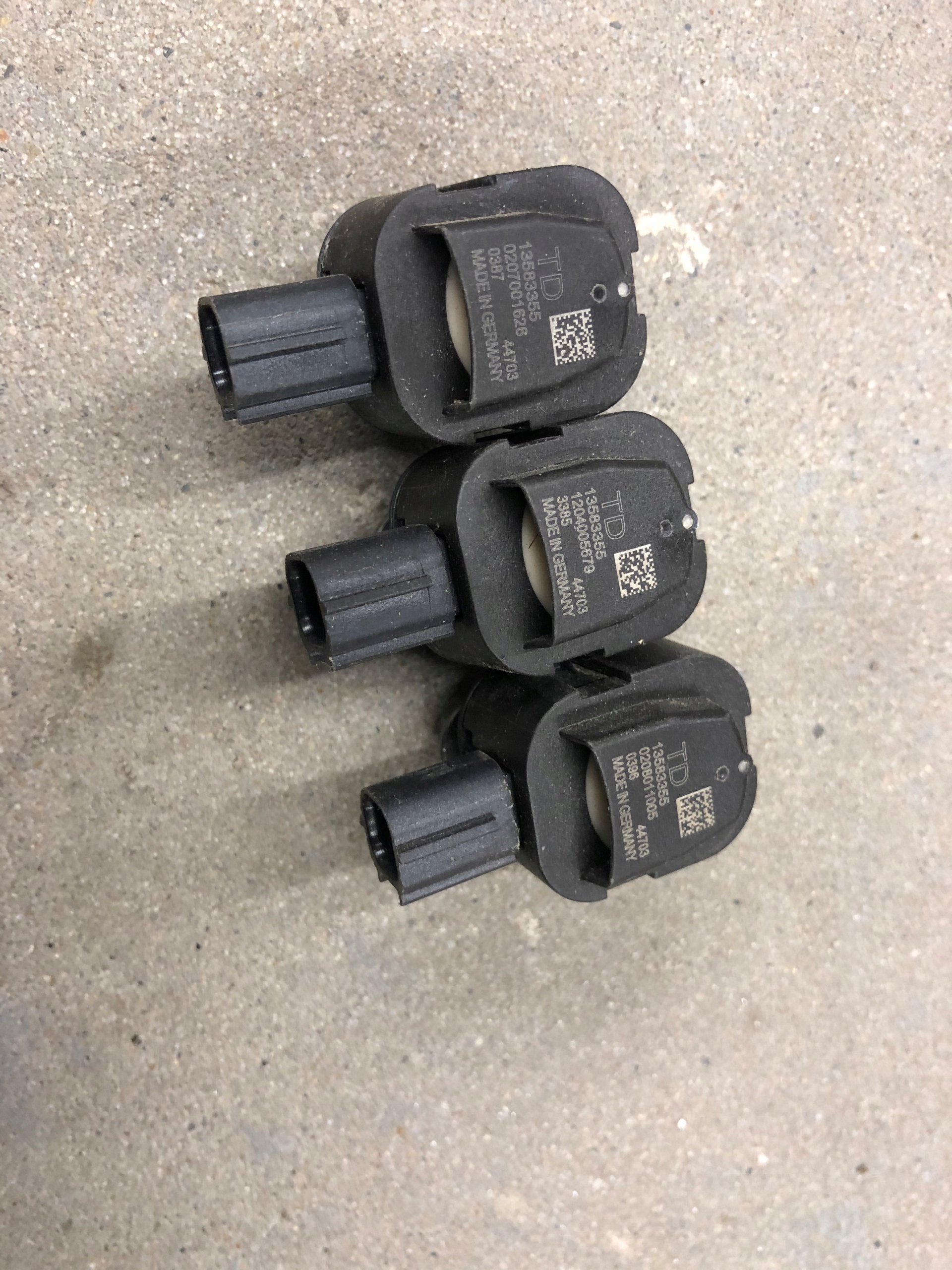 13509729 - Chevrolet CAMARO 2016 16 датчик удара двери