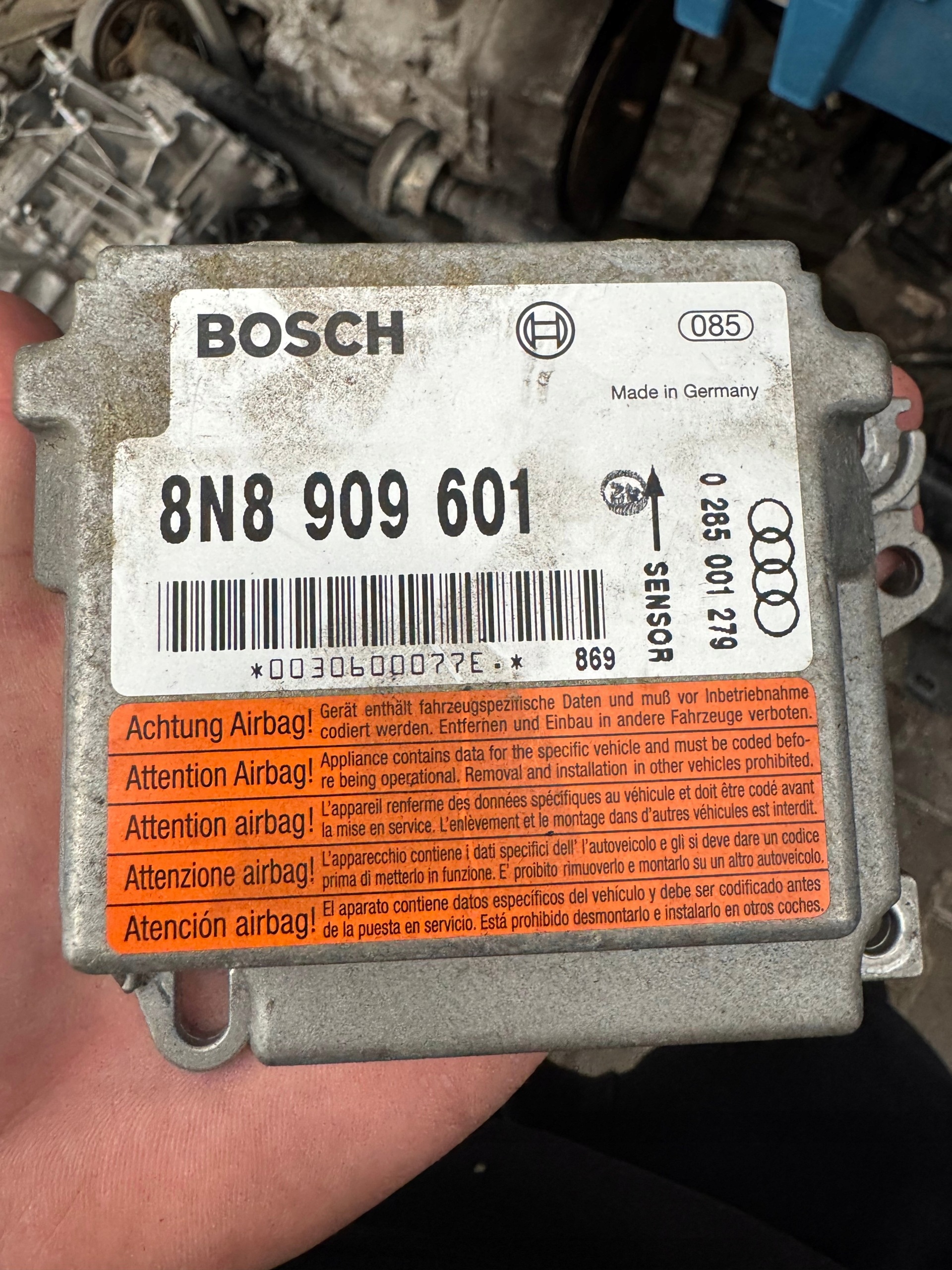 unité de commande électronique uce module airbag airbag Audi TT Mk1 8N 8N8909601 non accidenté !