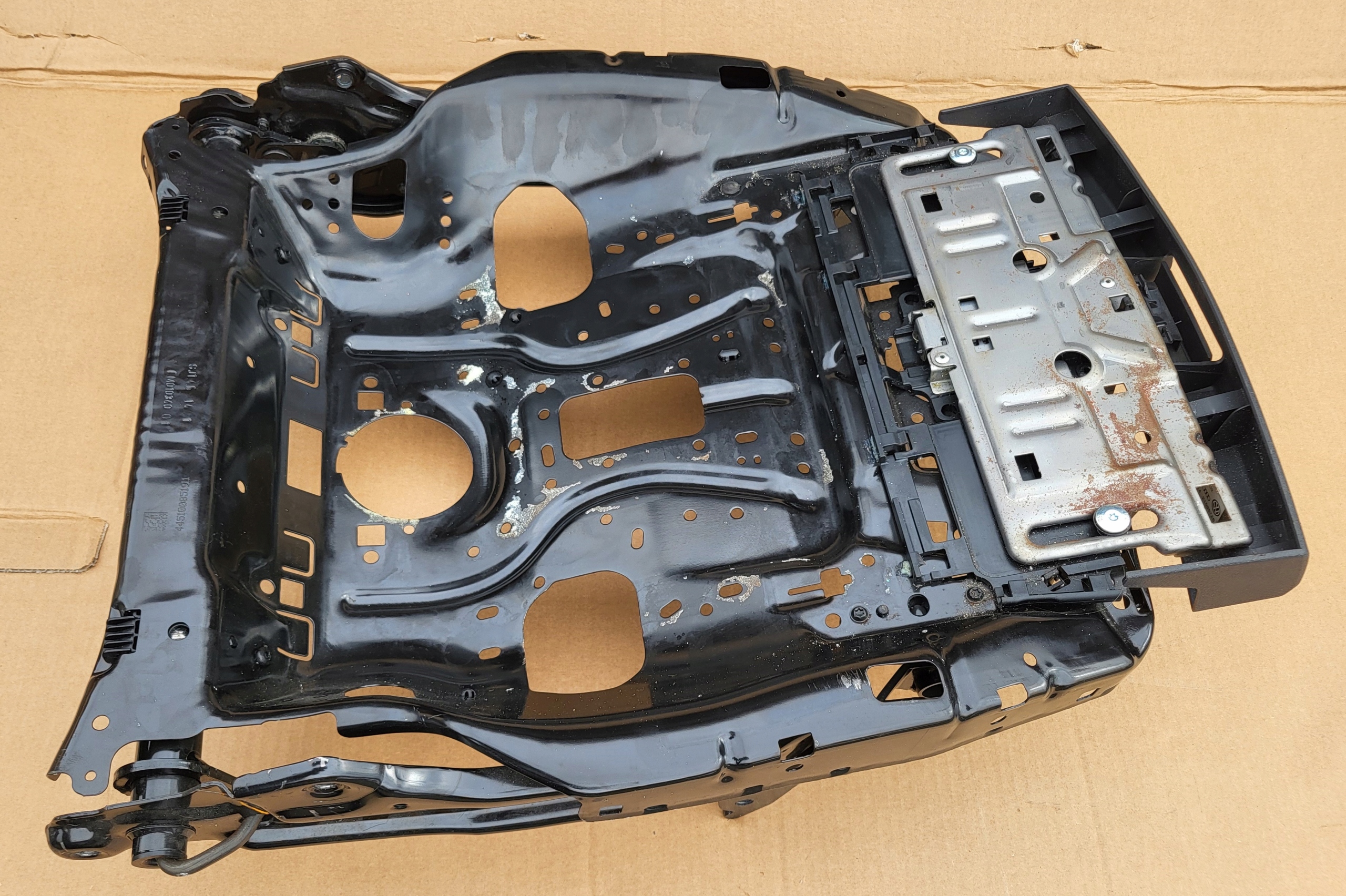 SIEDZISKO support seat left front VW PASSAT B8 3G R-LINE OE EU