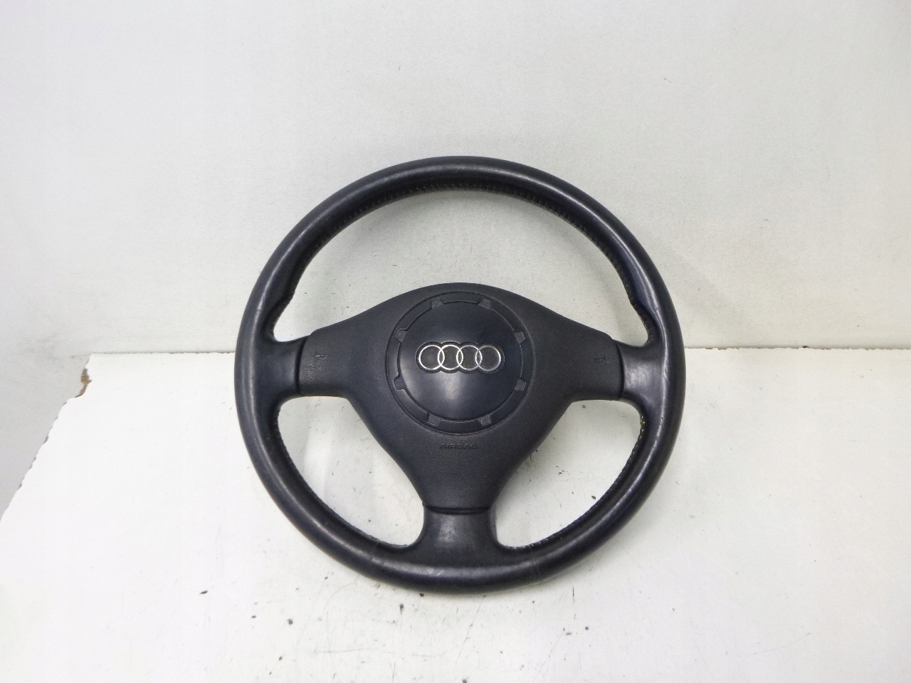 LENKRAD + AIRBAG AUDI A3 8L LEDER TROJRAMIENNA