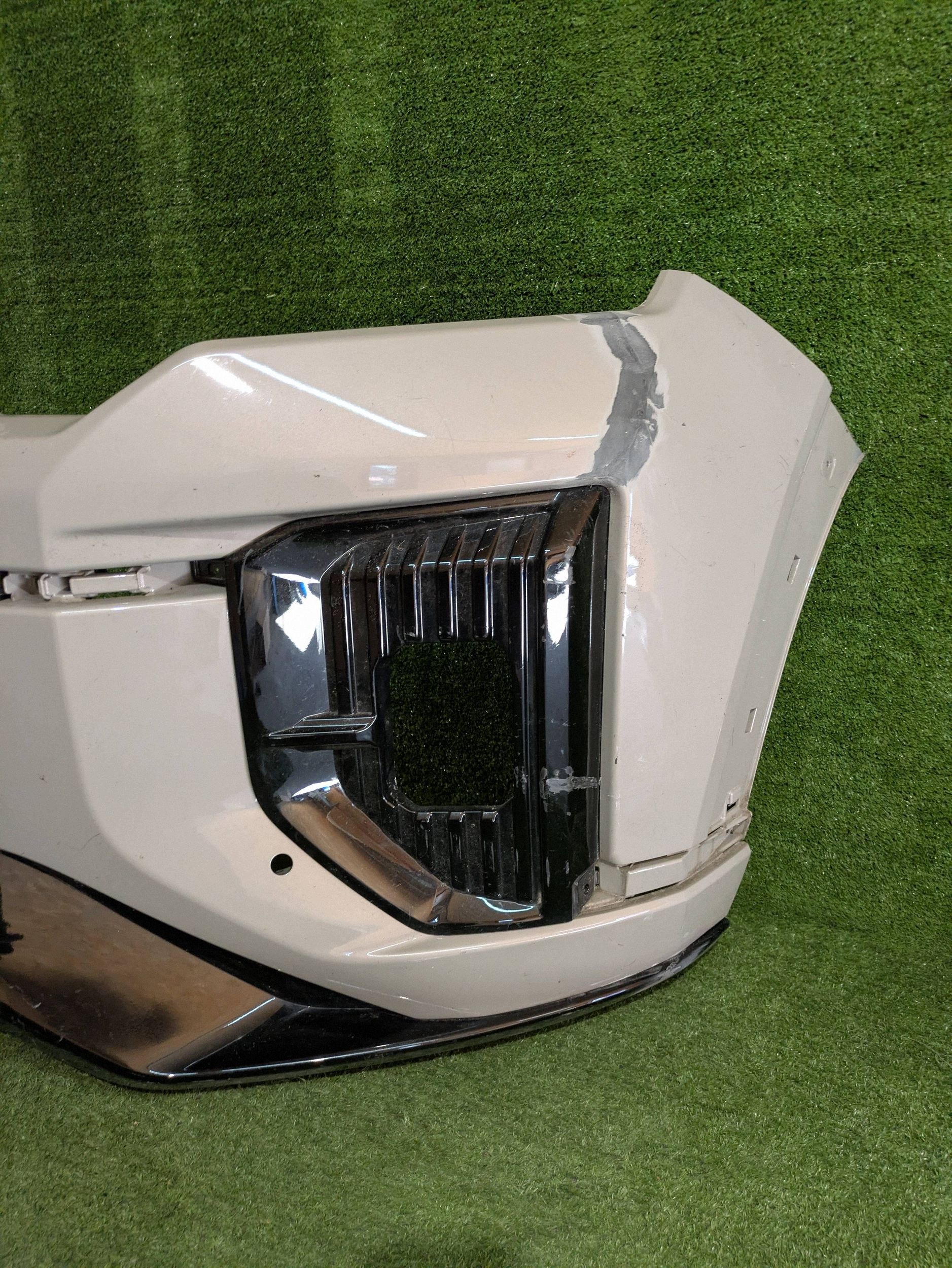 front bumper front SSANGYONG KGM ACTYON 24- NR.Z9774