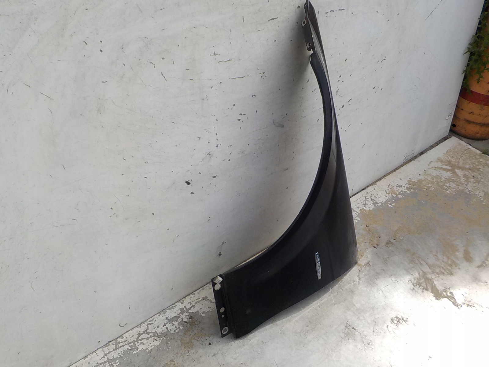 189 MERCEDES-BENZ W204 fender left front front
