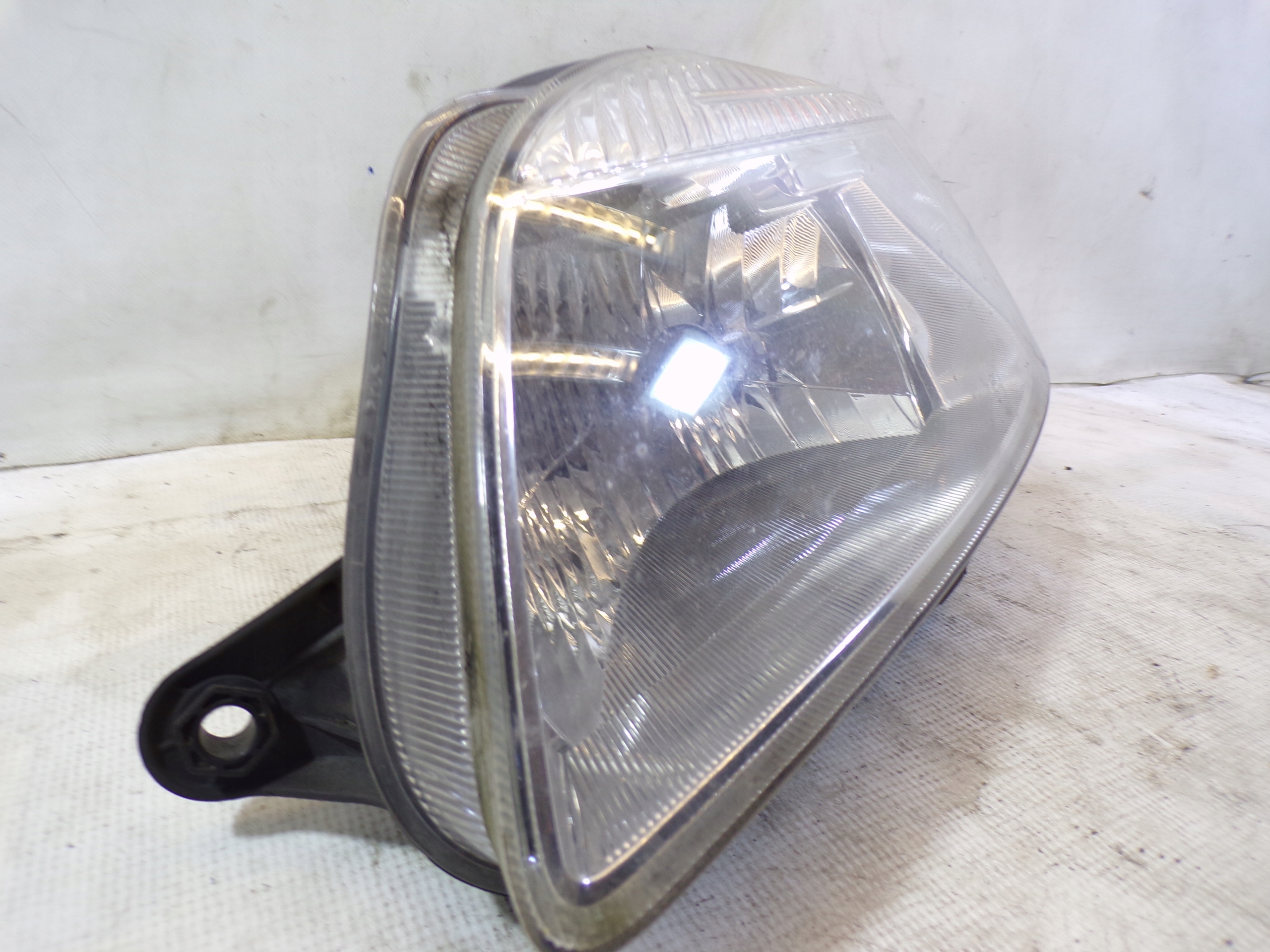 light front front left SKODA FABIA 2 II NIE lens ZWYKLA EU (2) (K)