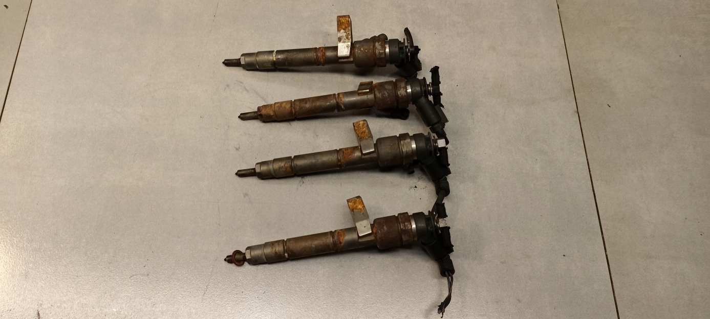 Einspritzdüse MERCEDES W169 2.0 CDI 0445110167