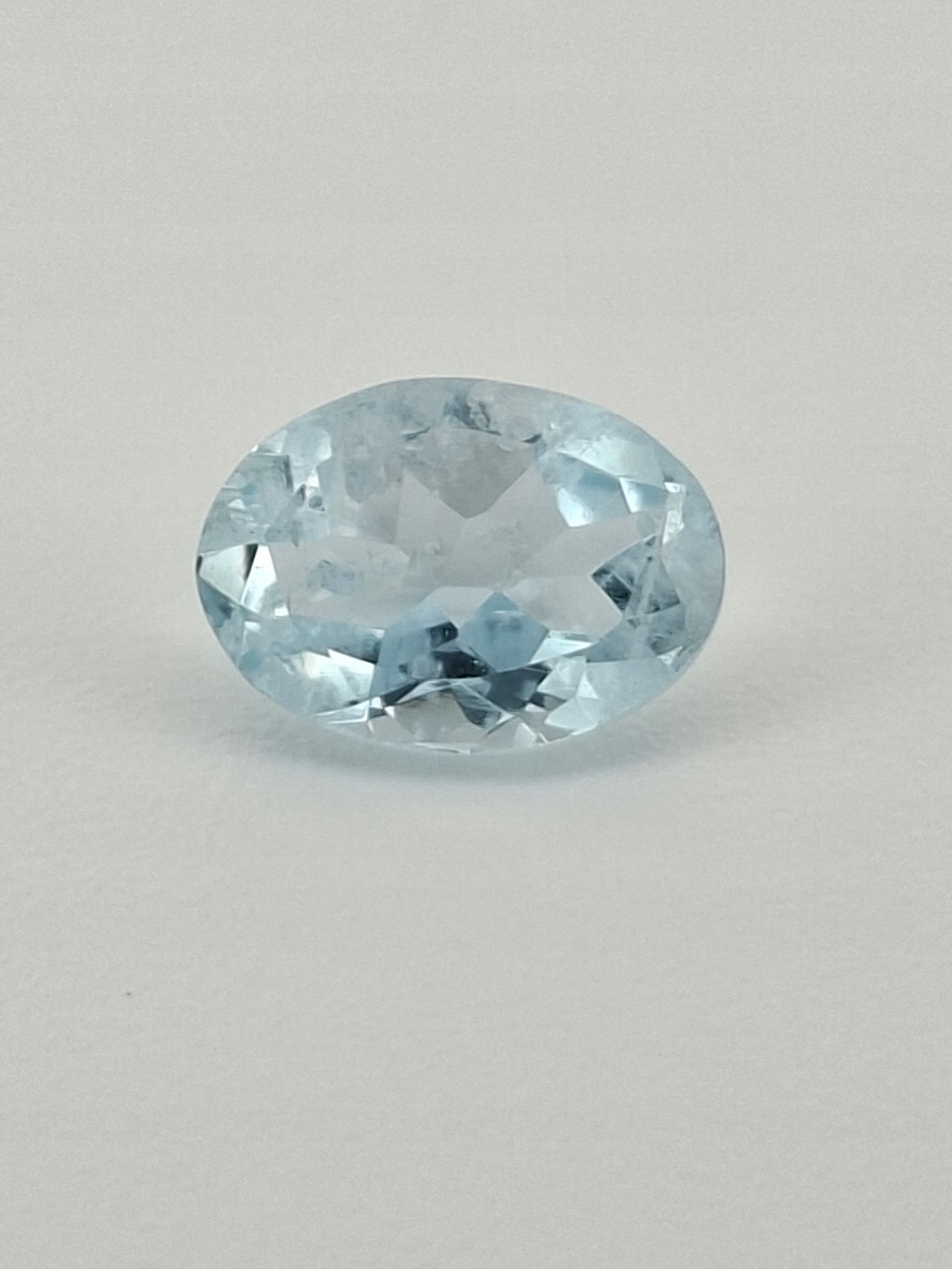 Naturalny Akwamaryn Owal 3 x 5 mm