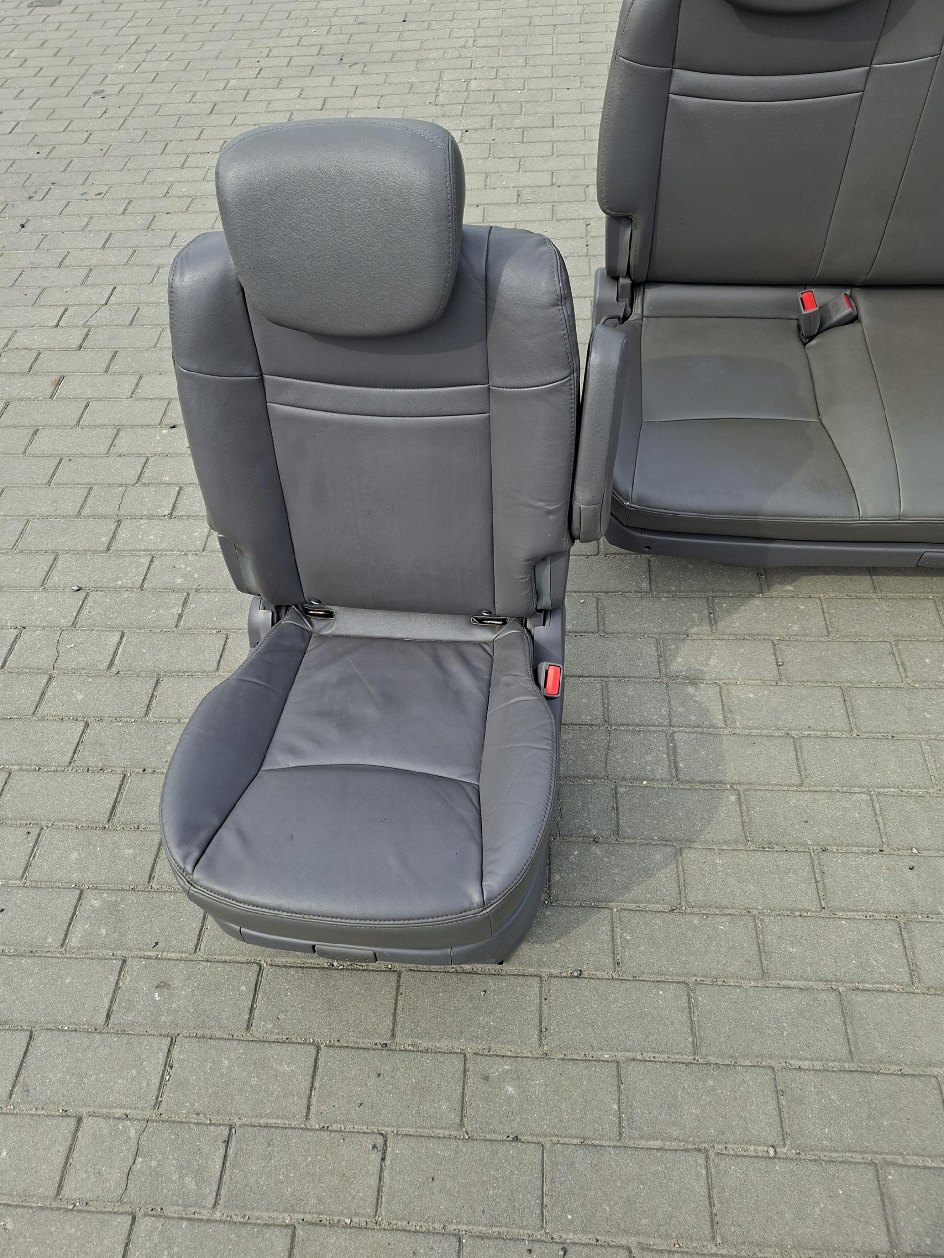 Siège KOMPLET SSANGYONG RODIUS II