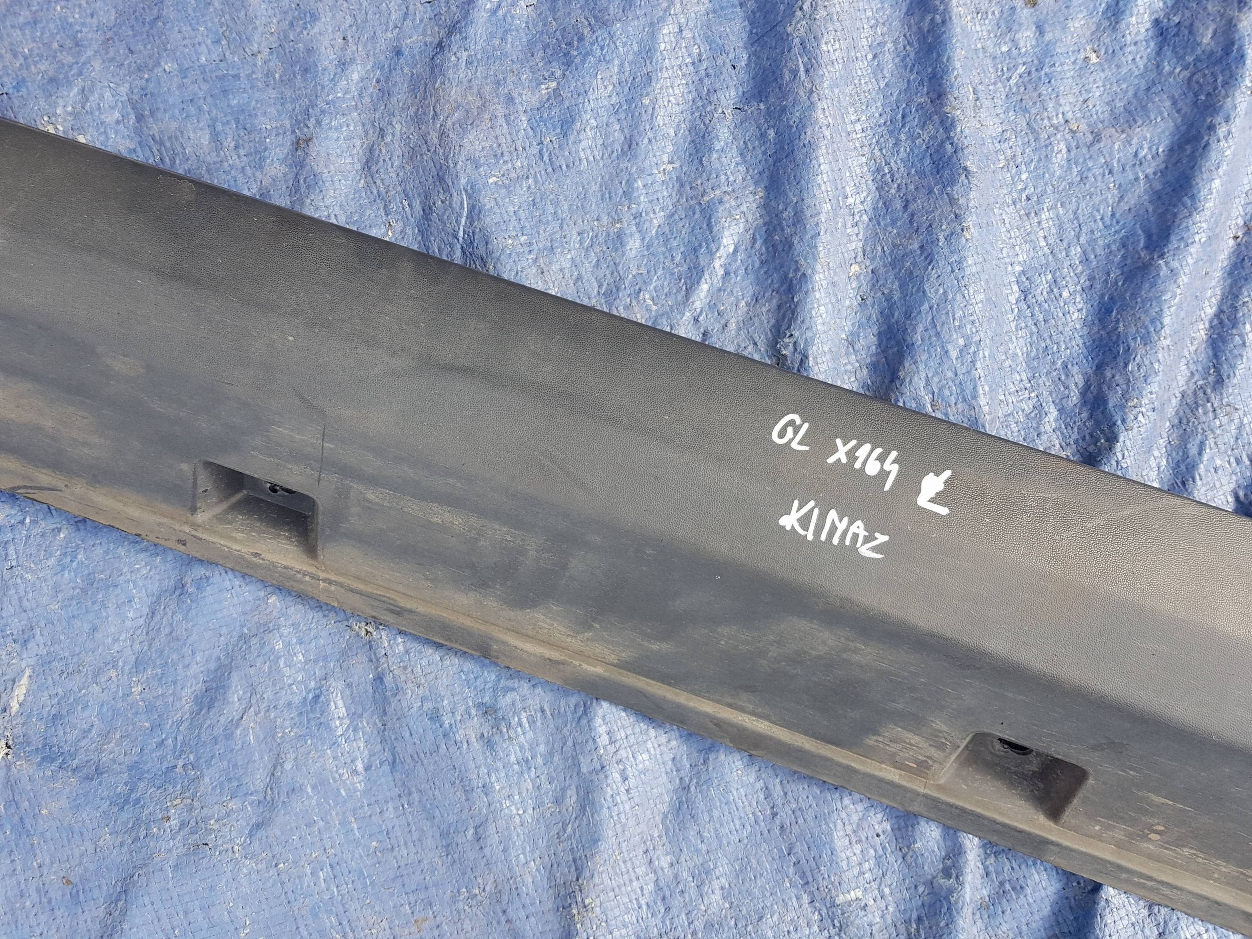 moulding cap threshold left MERCEDES X164 GL A1646980554