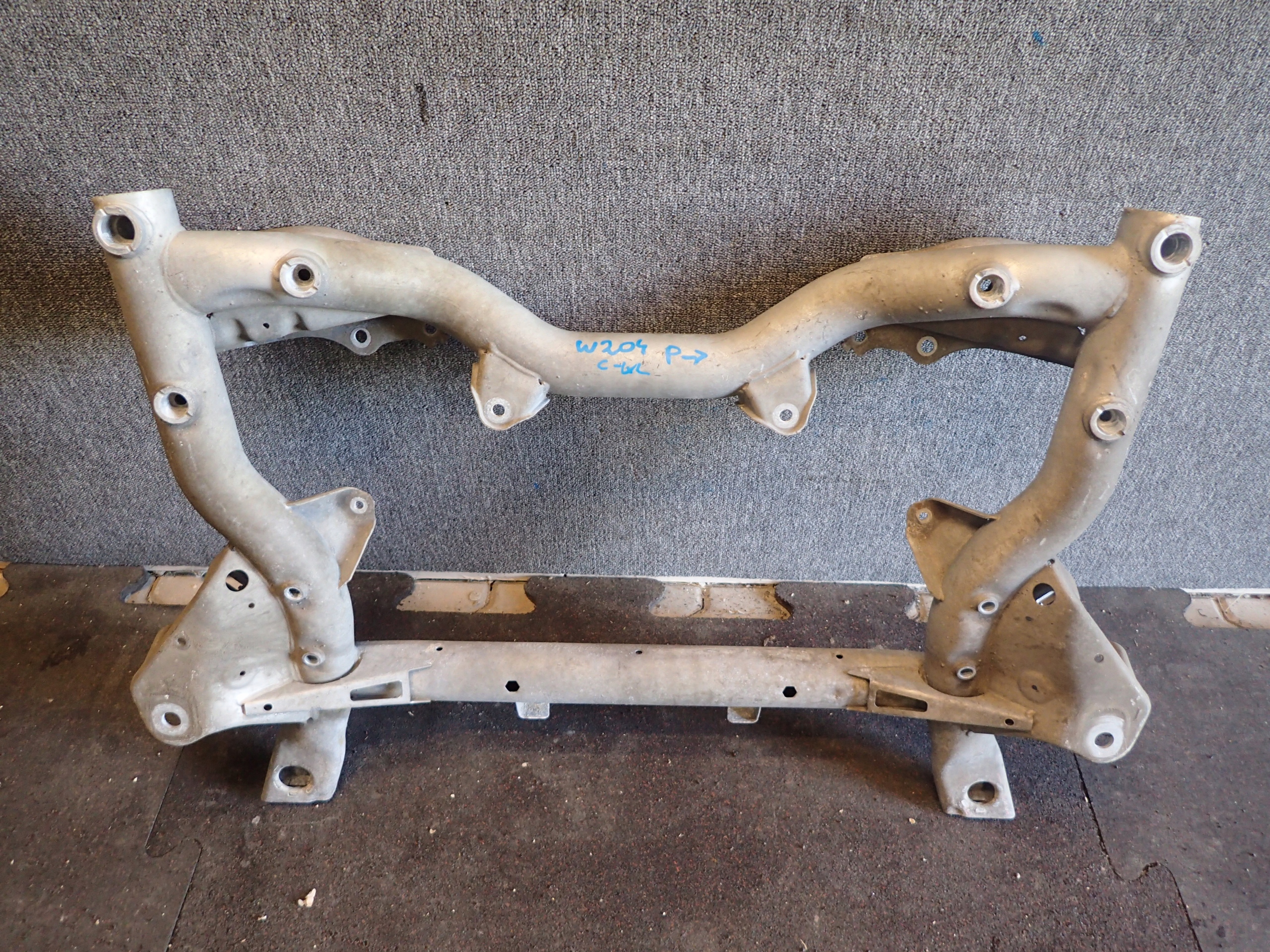 KOŁYSKA SANKI MERCEDES C KLASA W204