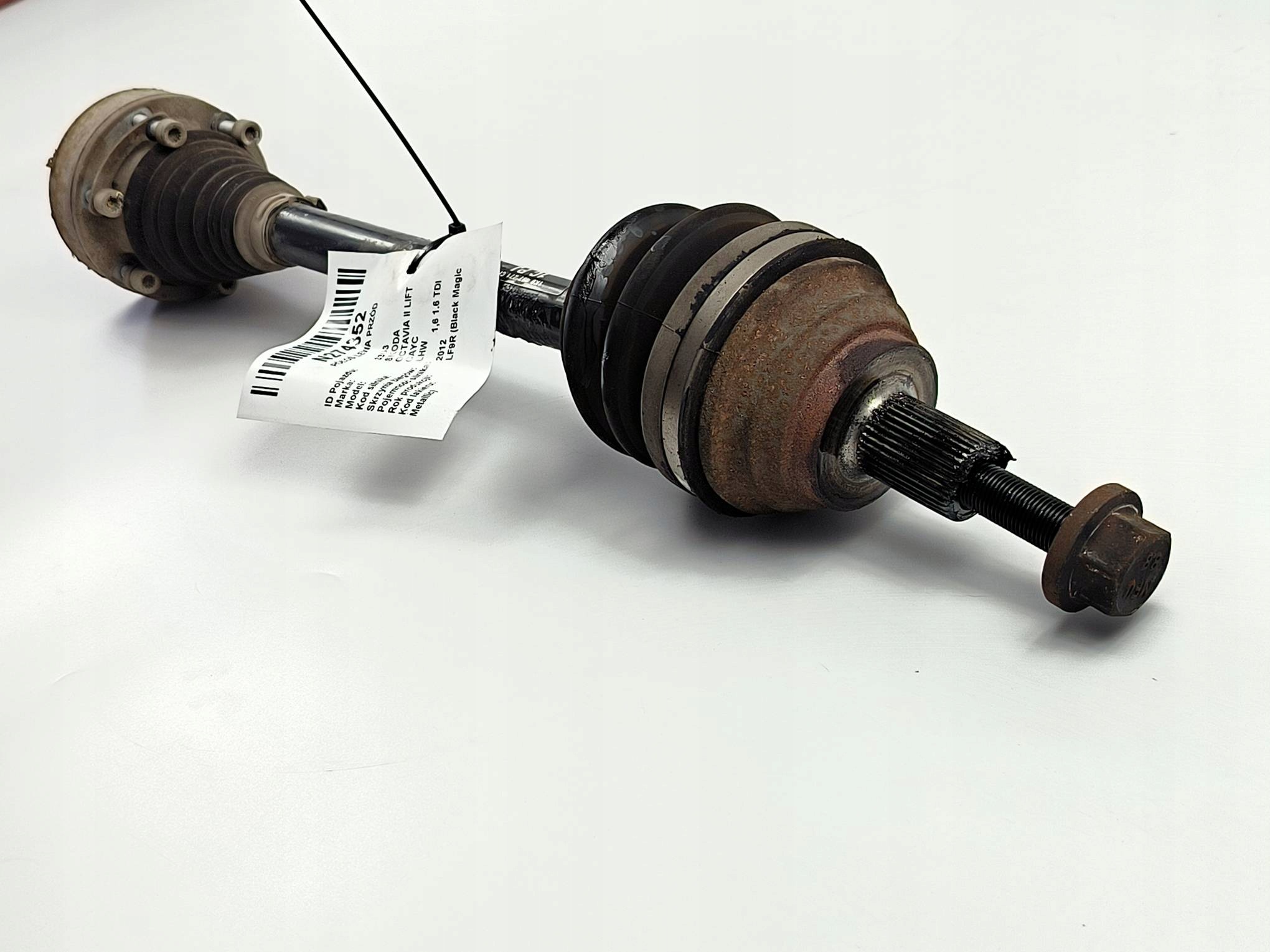 semi-axis left front 1K0407271CP 1.6 TDI SKODA OCTAVIA II LIFT