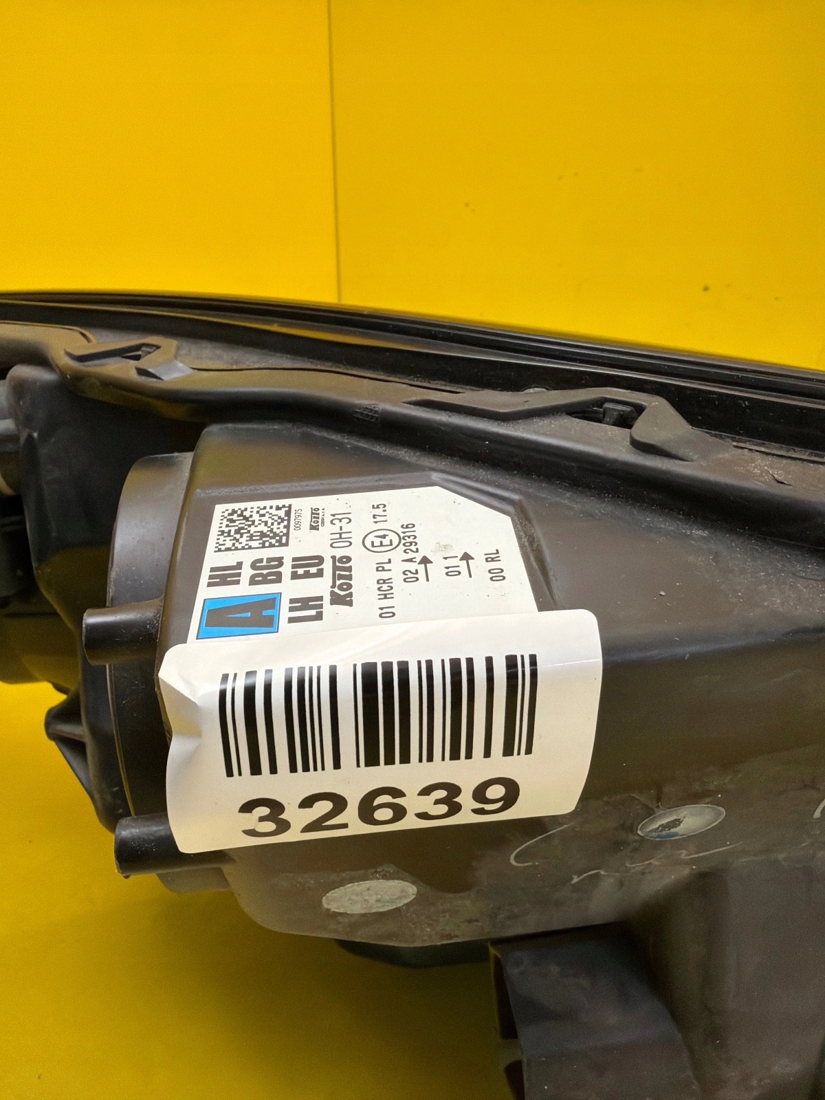 light left front Toyota Aygo X Led Zwykla 22