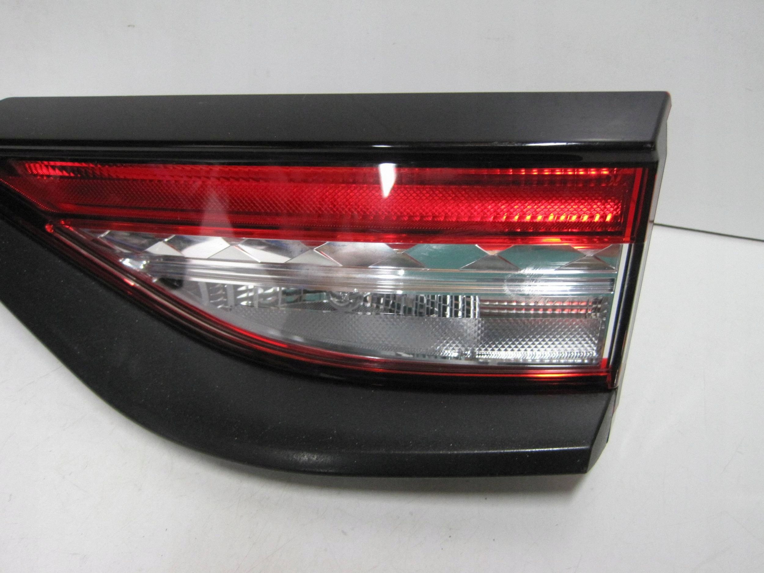 light rear to the bonnet right CITROEN DS3 CROSSBACK 9836711280