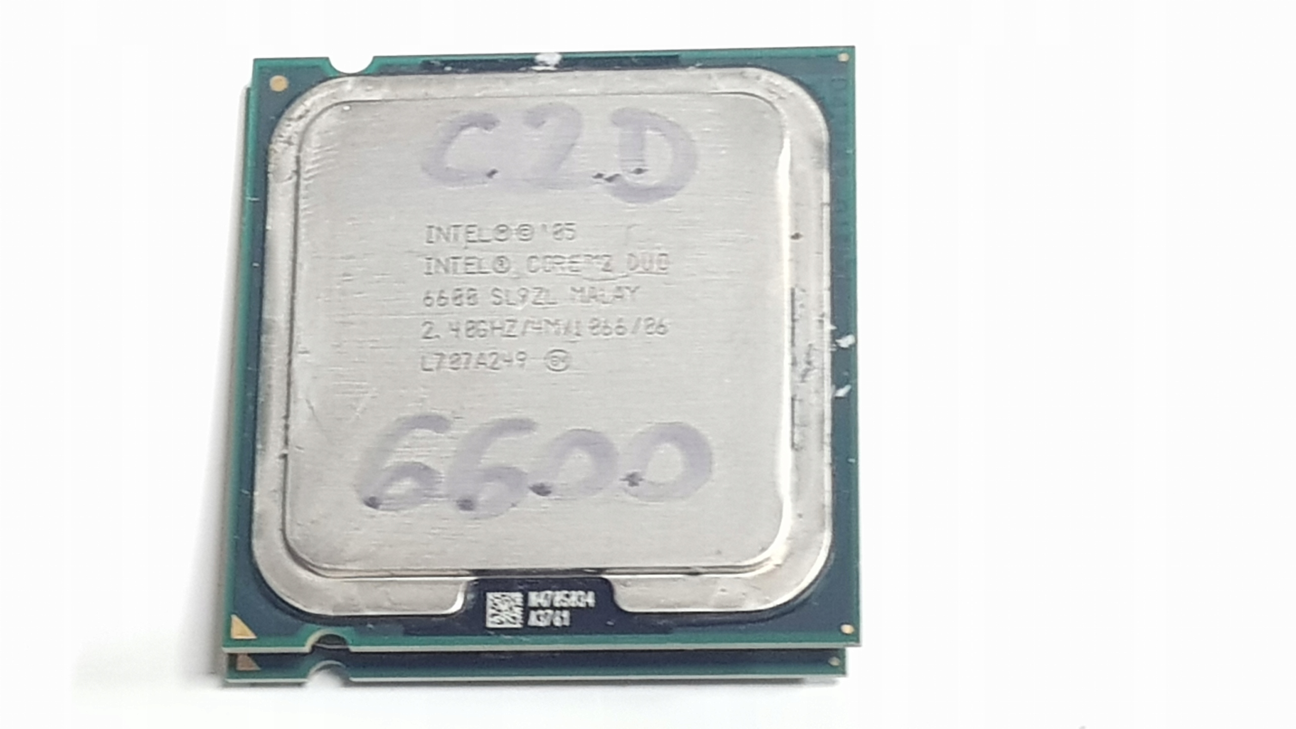 Intel Core2Duo E6600 (2,40GHz/4M/1066) SL9ZL/ SL9S8 s775