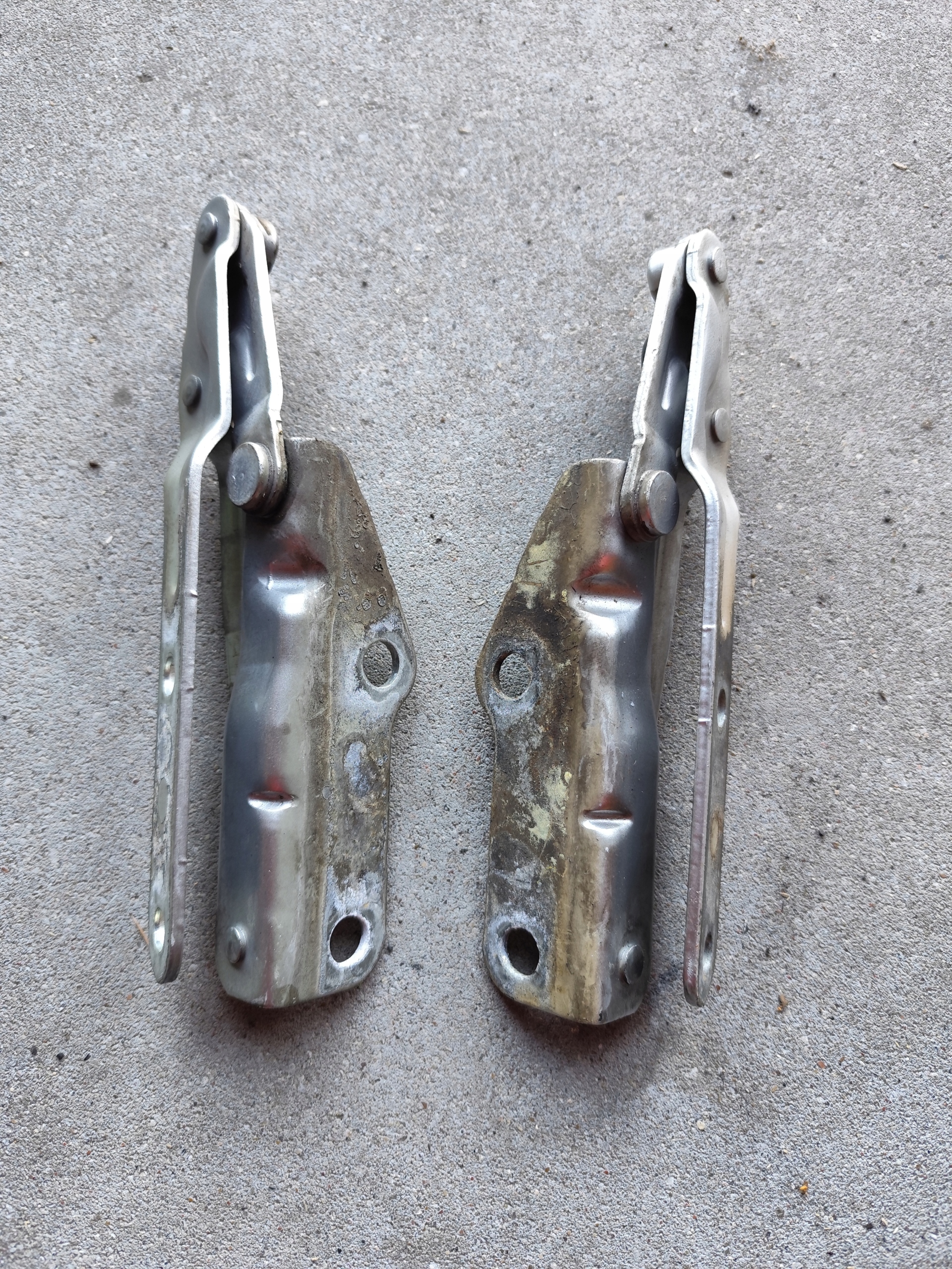 bonnet hinges VW T5 silver