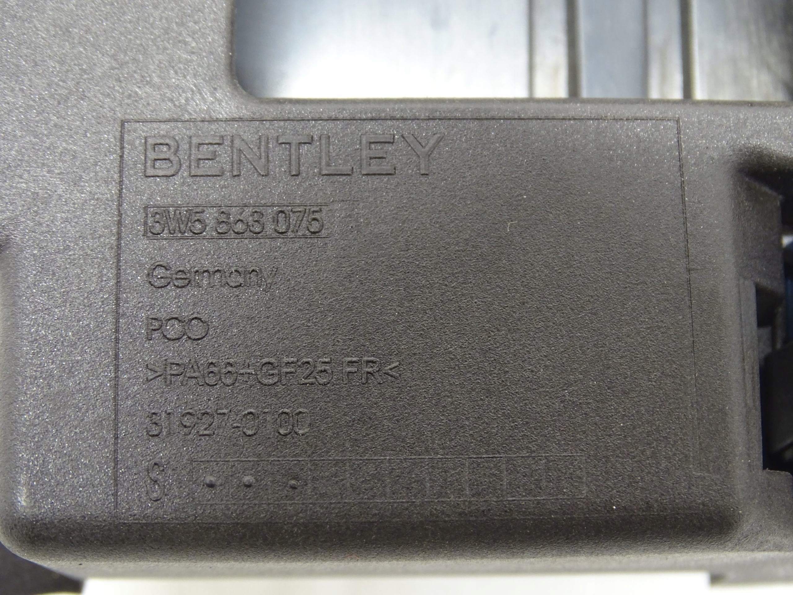 rear console central ashtray BENTLEY CONTINENTAL FLYING 3W5863075B