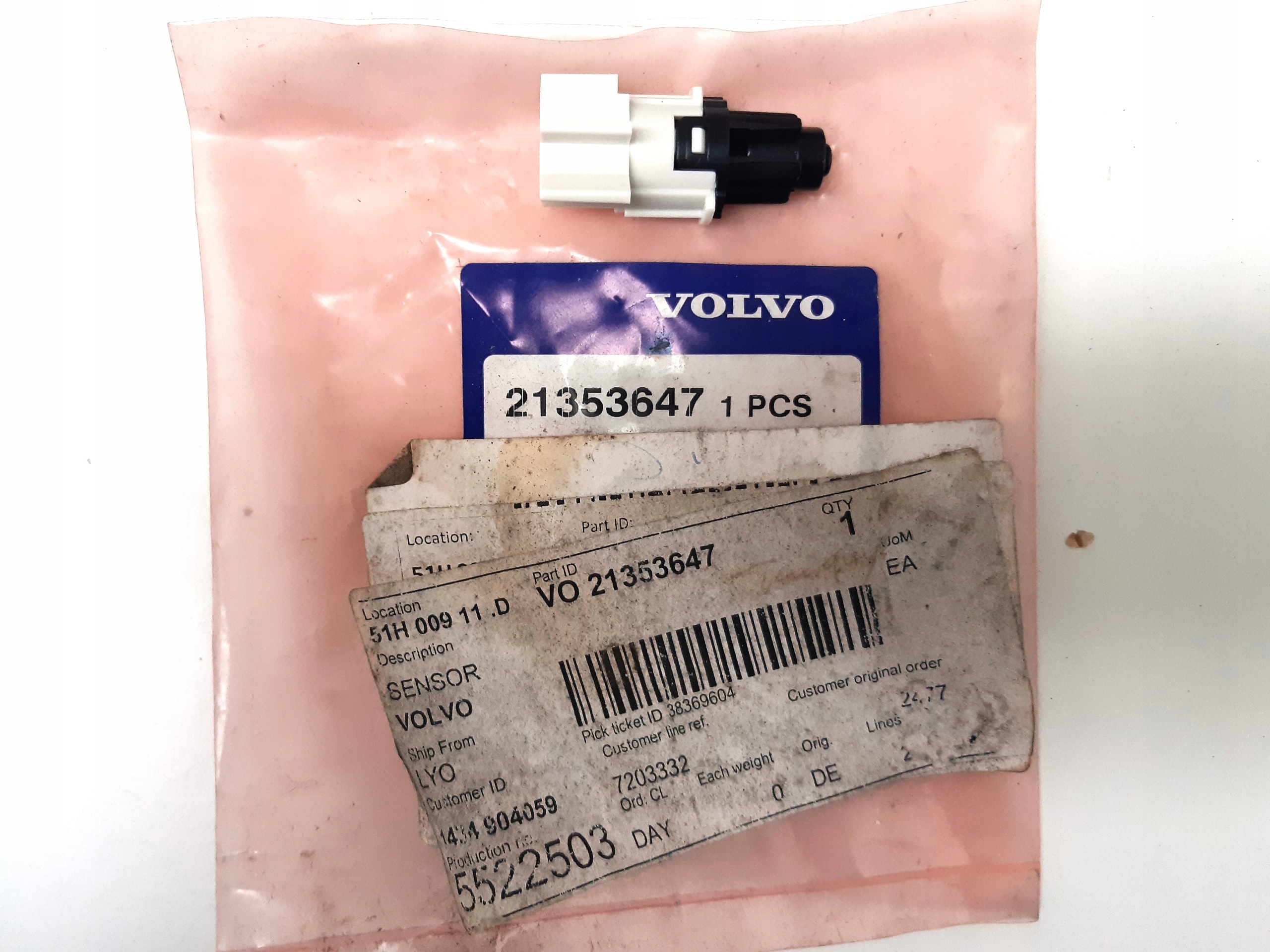 21353647 - НОВЫЙ ДАТЧИК ТЕМПЕРАТУРЫ КОНДИЦИОНЕРА VOLVO FH 4