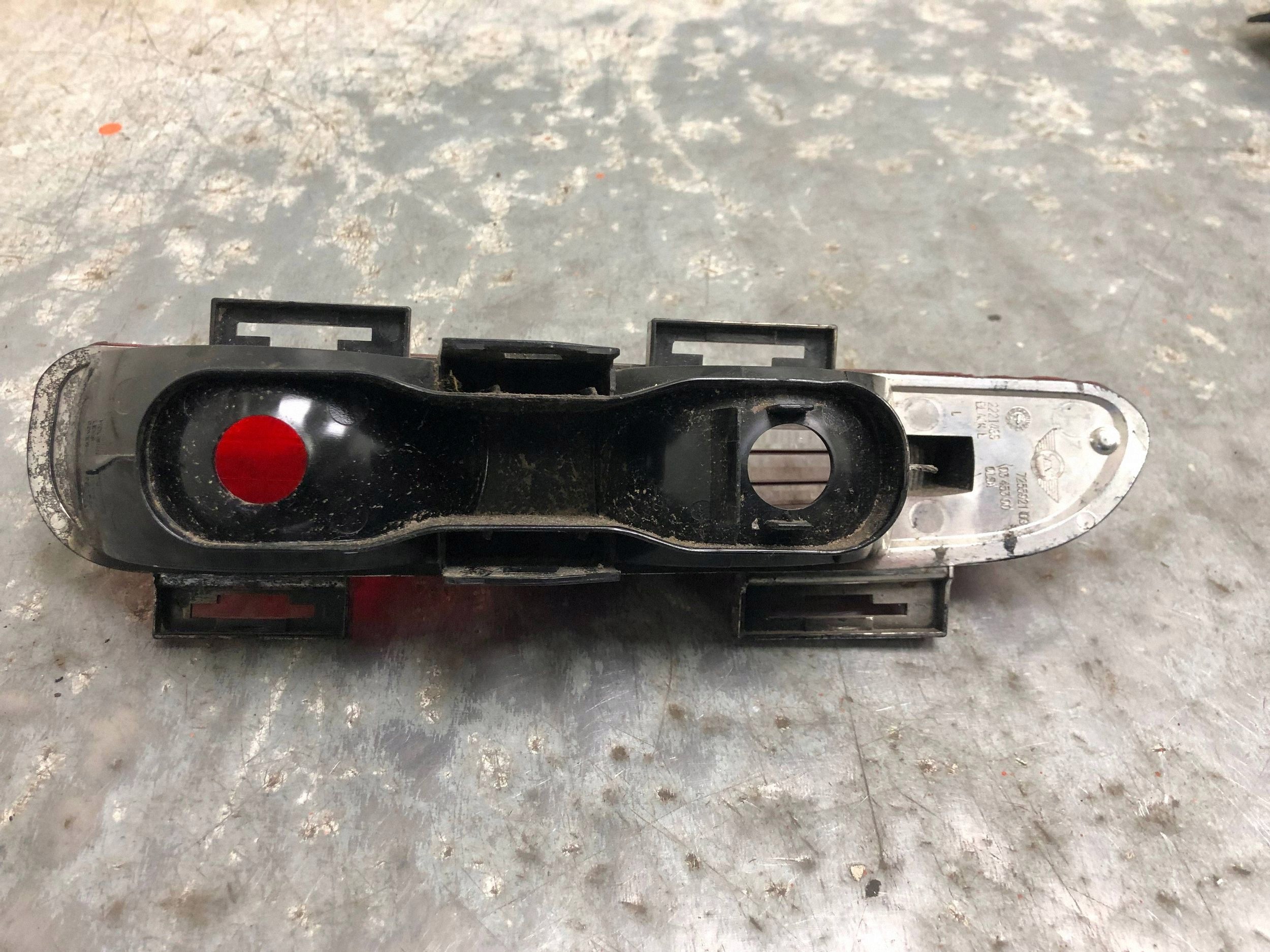 feu antibrouillard gauche arrière MINI R59 7255921