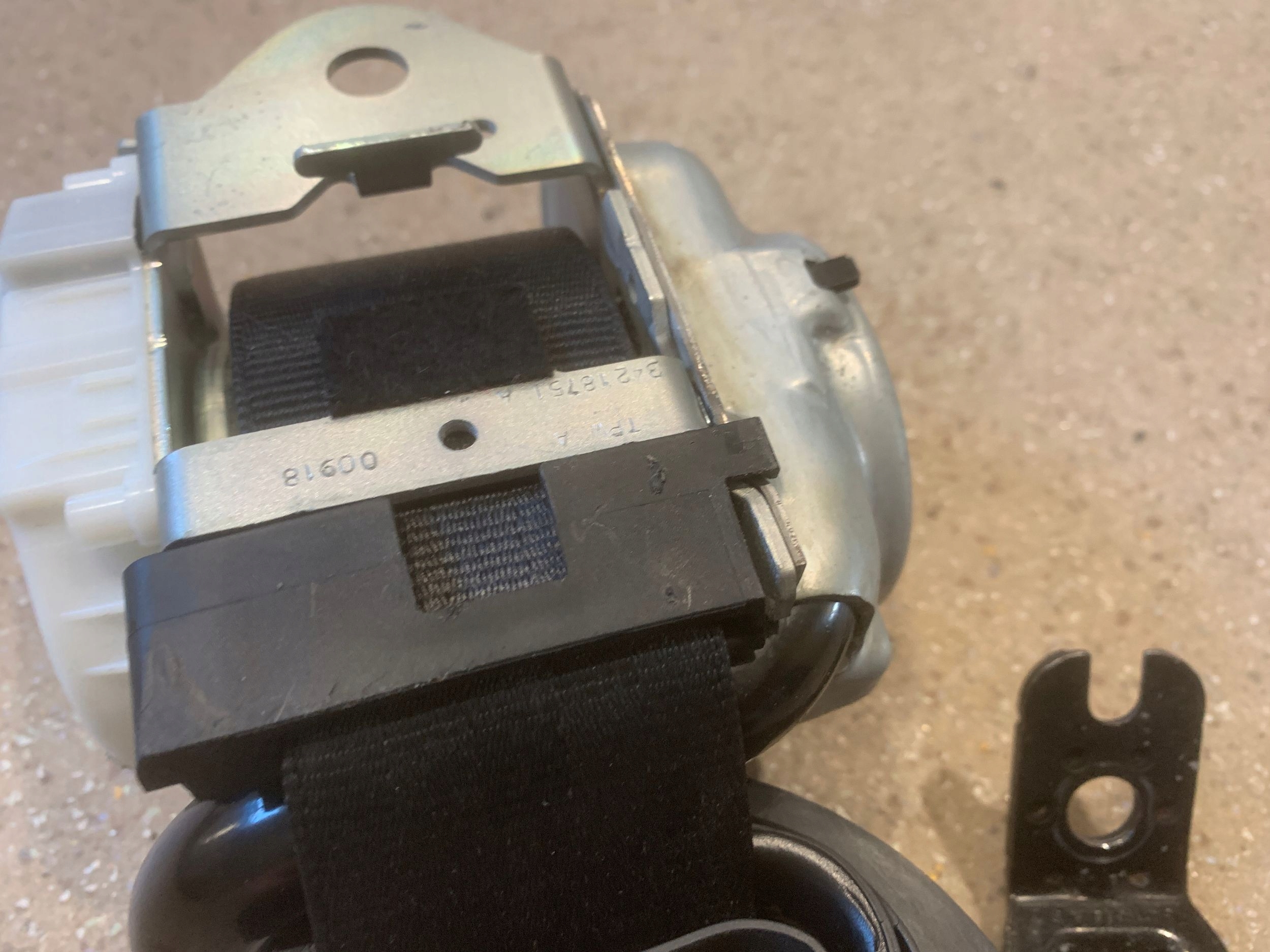 Q7 4M II ремень безопасности оригинал 4M0857805E