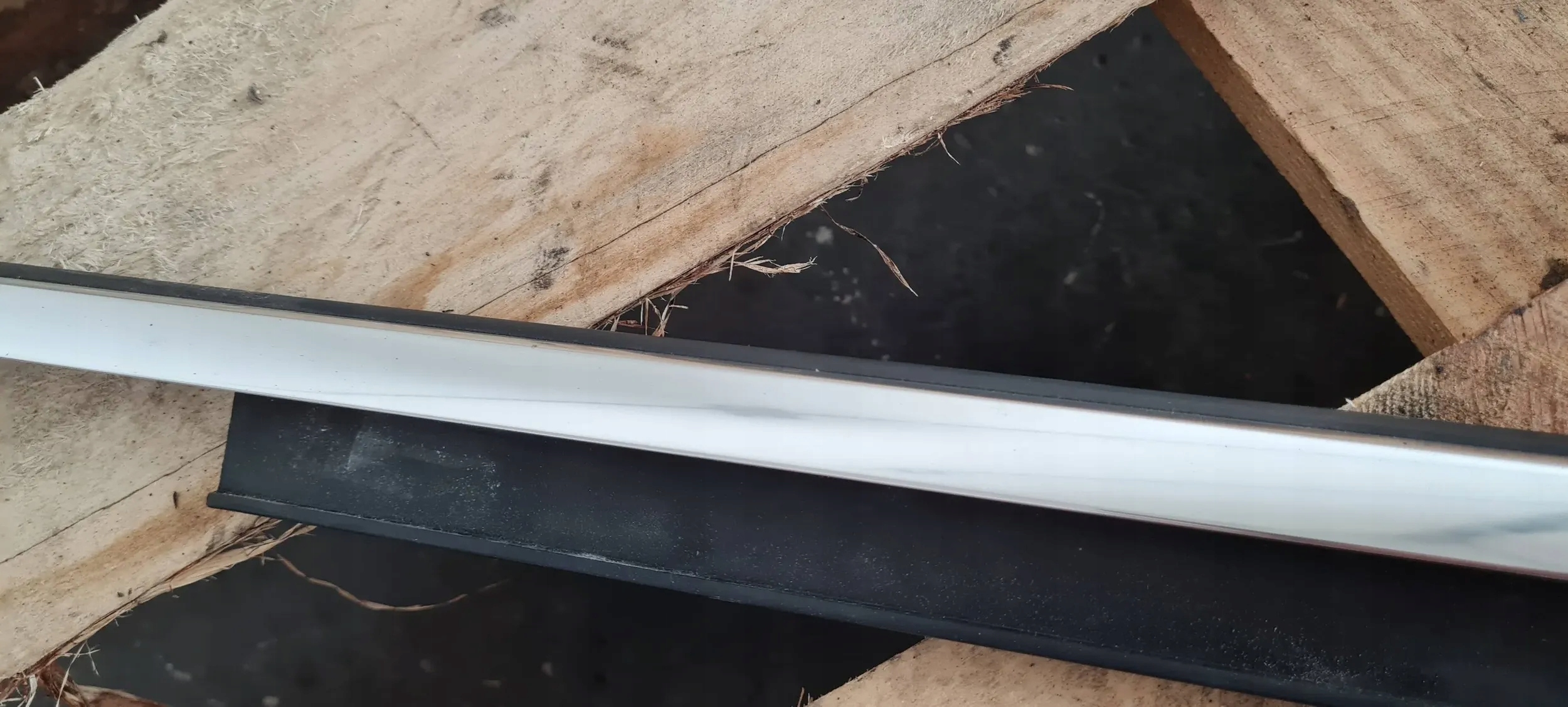 Q5 8R moulding door dust left left front CHROM 8R0853283F
