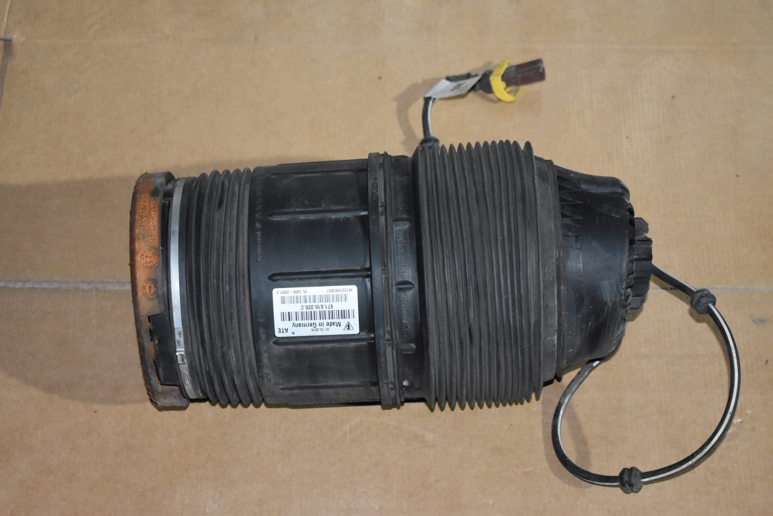 IDEALNY MIECH airbag right springing PORSCHE PANAMERA 971 1