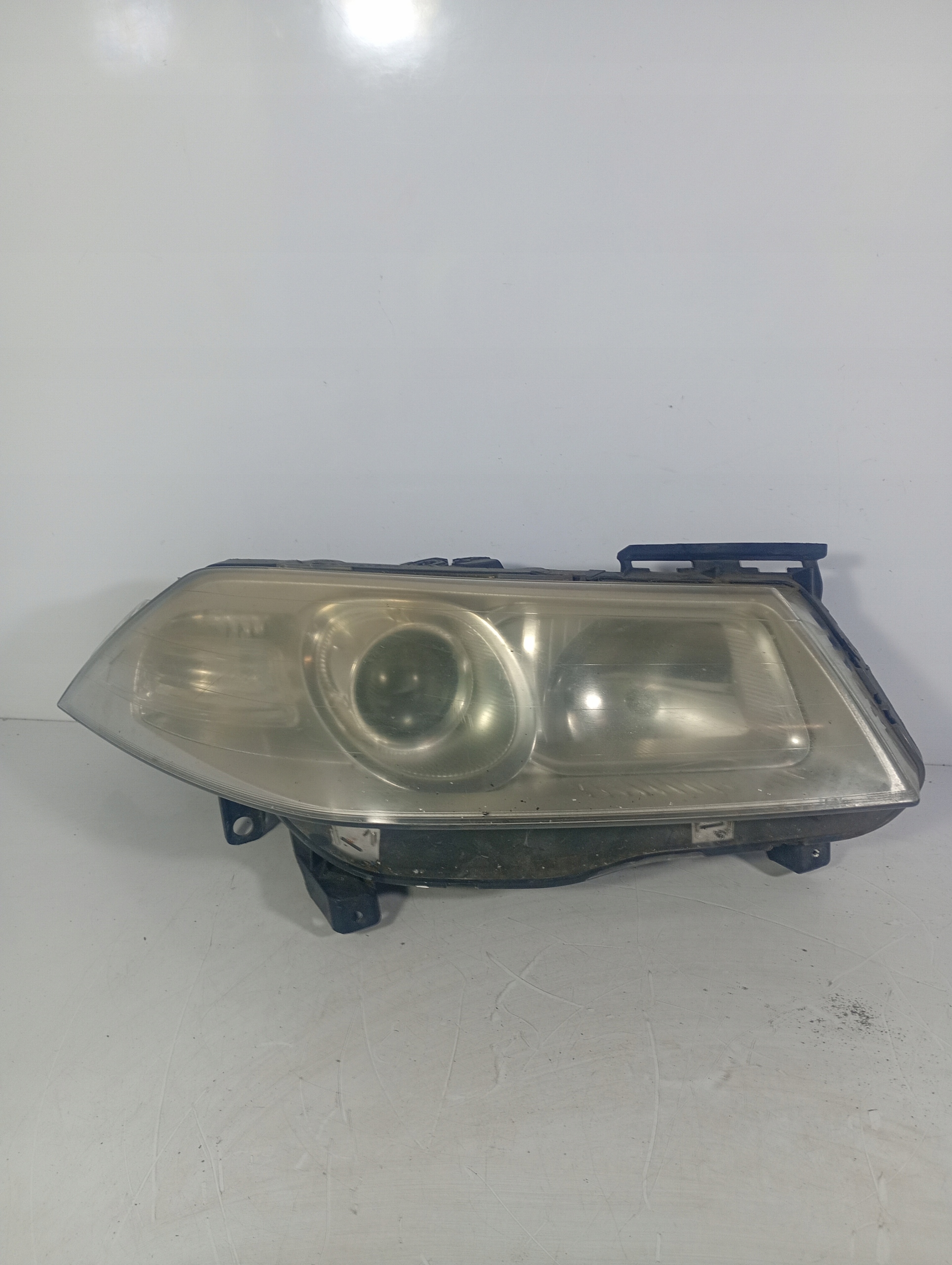 Renault Megane 2 II 03-09 REFLEKTOR right front front OE 89312745
