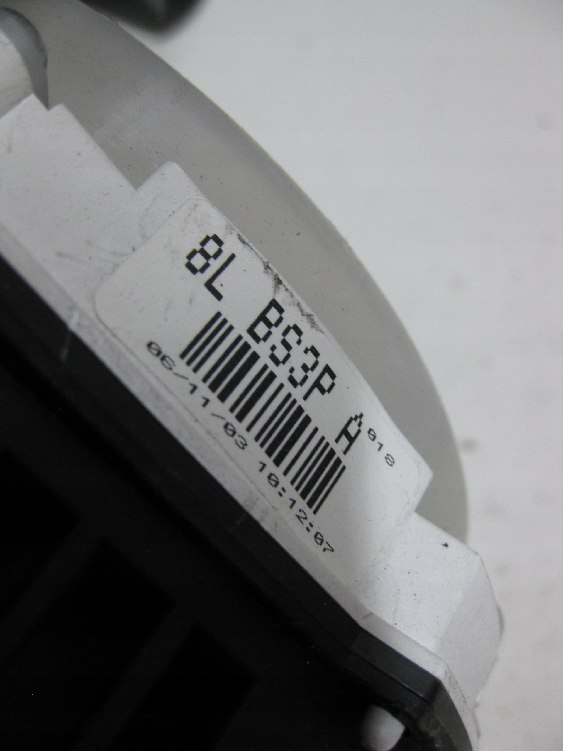 MAZDA 3 BK 06R dials dials 8LBS3PA