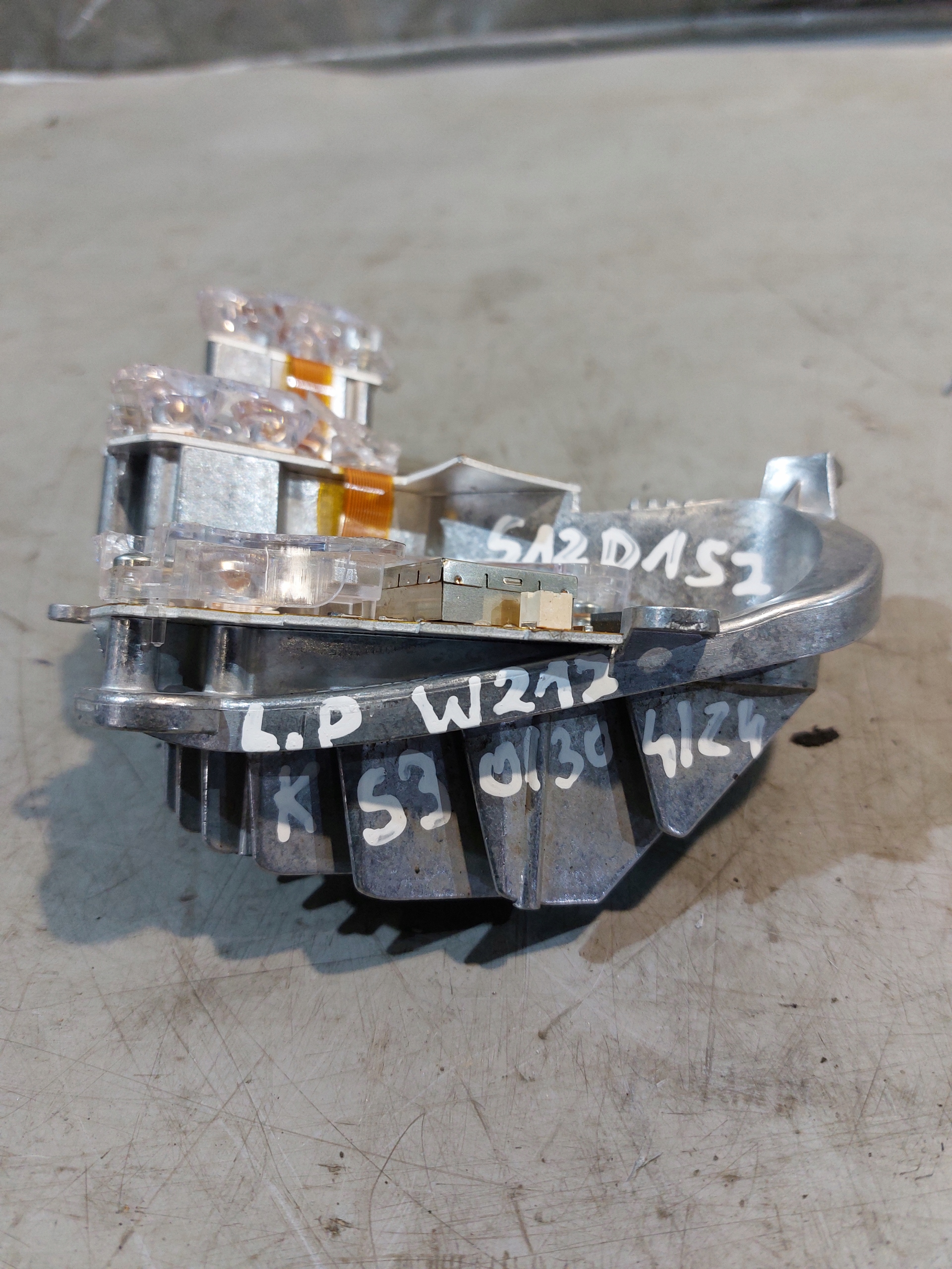 module LED indicator right front MERCEDES W212